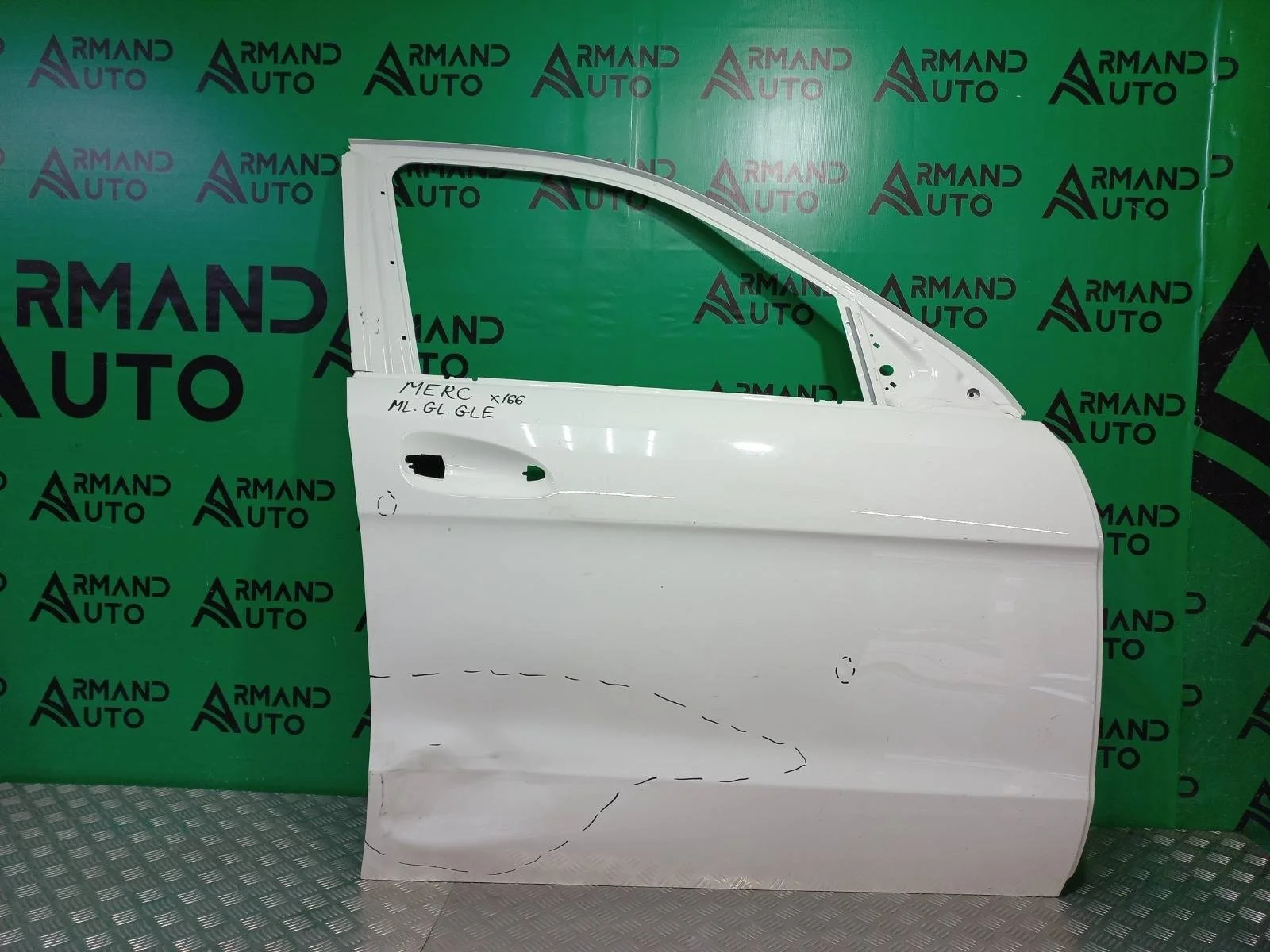Дверь Mercedes M ML GLE-Class 2011-2018 A1667200205 W166, передняя правая