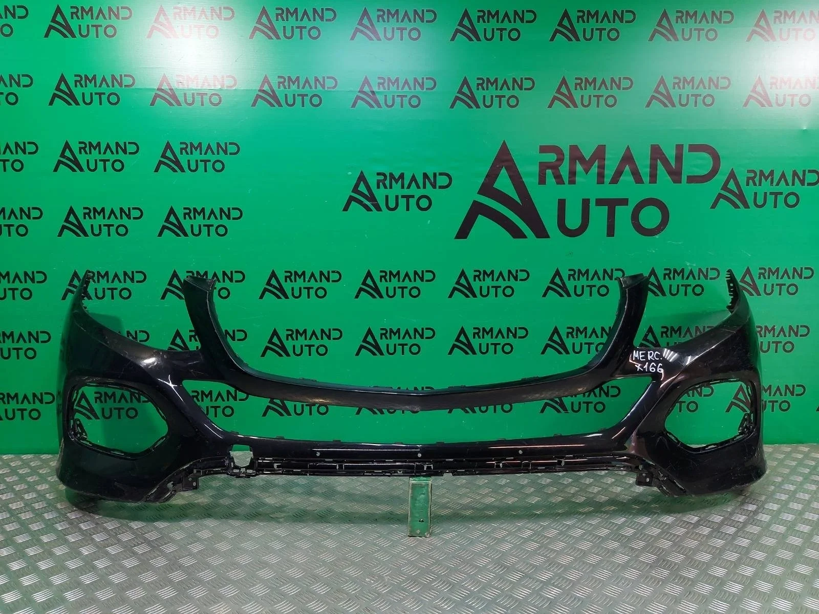 Бампер Mercedes M ML GLE-Class 2015-2018 A16688592259999 W166, передний