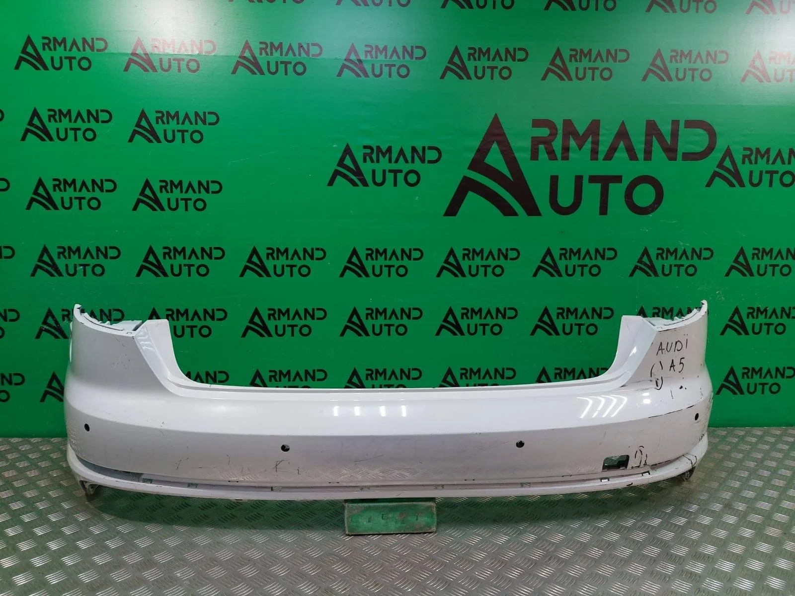 Бампер Audi A4 2015-2020 8W5807067DGRU 5 B9, задний