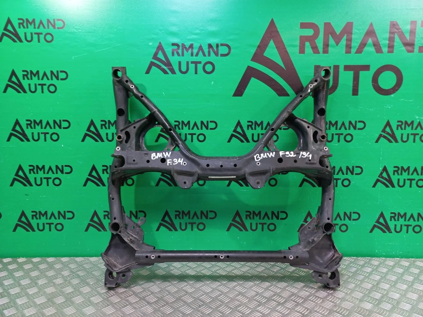 Подрамник BMW 1 series 2011-2019 31106872118 F20 F21, передний