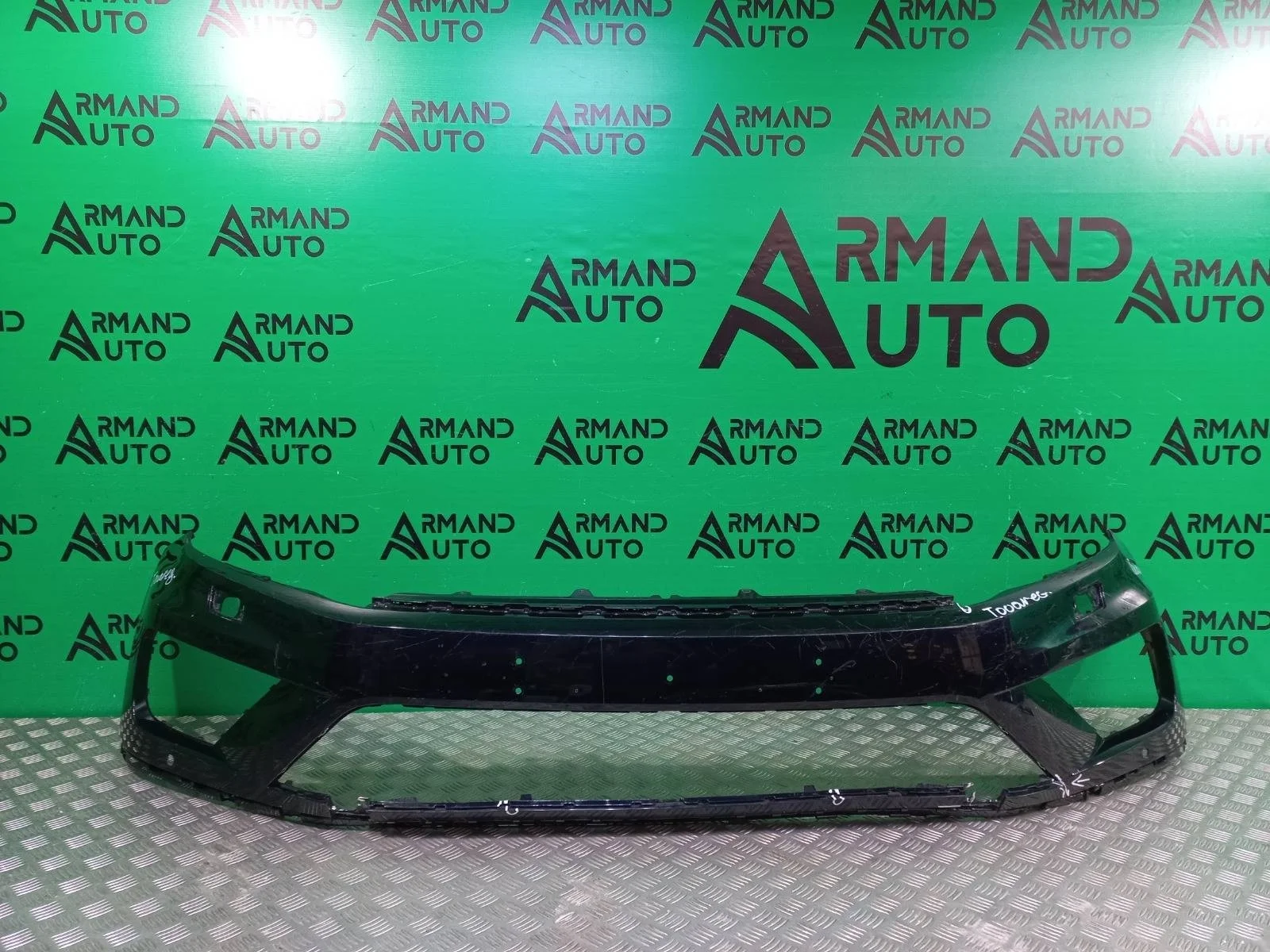 Бампер Volkswagen Touareg 2014-2018 7P6807221DGRU 2, передний