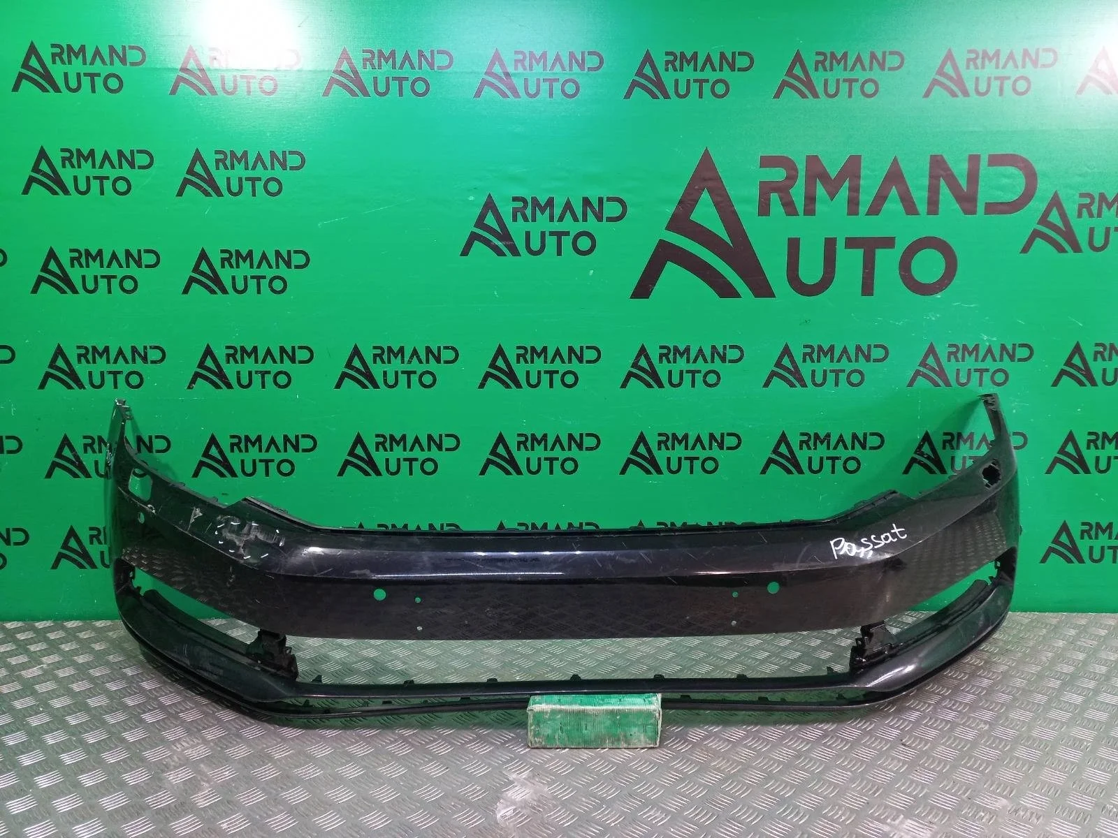 Бампер Volkswagen Passat 2014-2023 3G0807217DGRU B8, передний