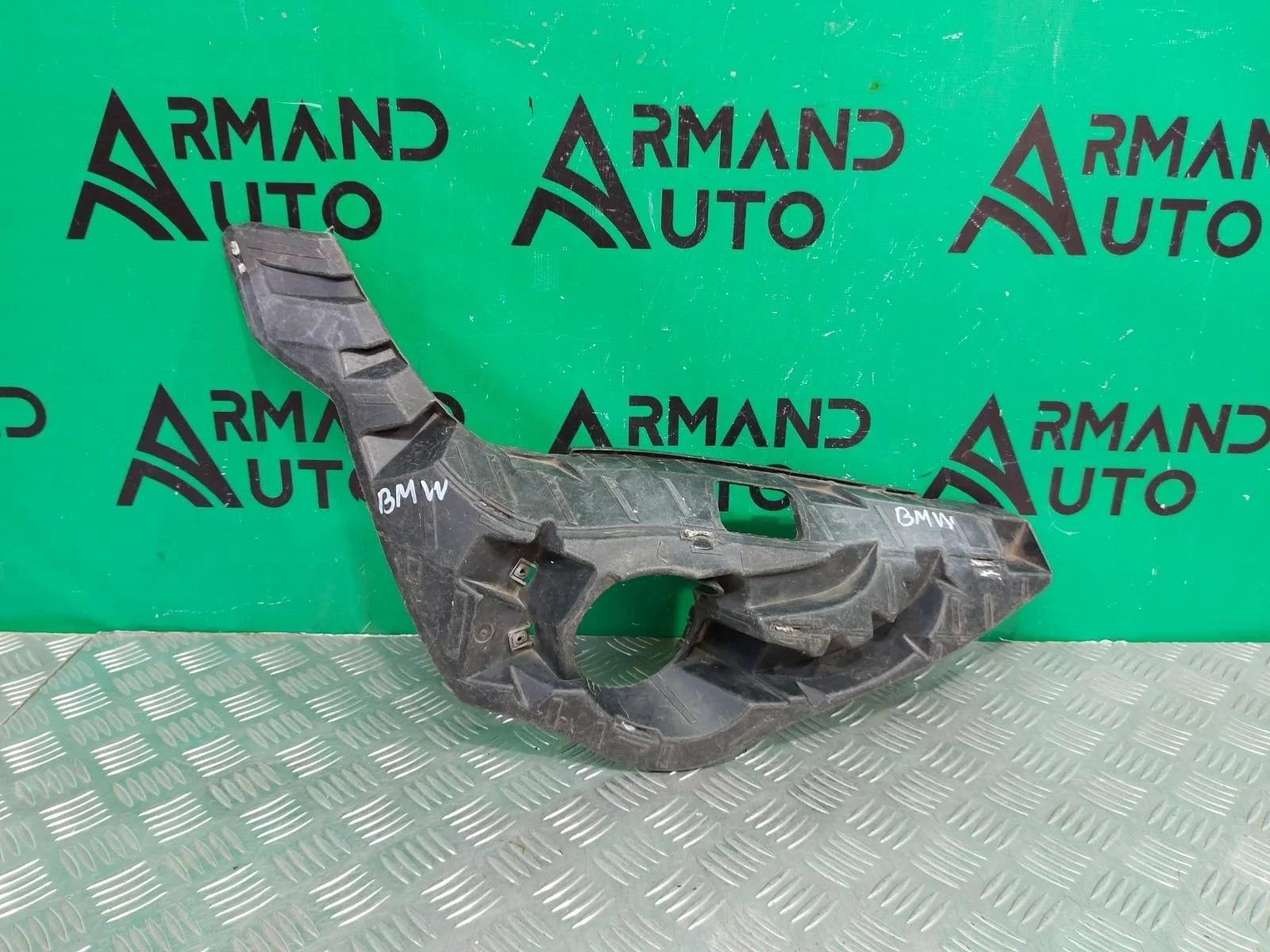 Кронштейн птф BMW X1 2012-2015 51117345030 E84, правый