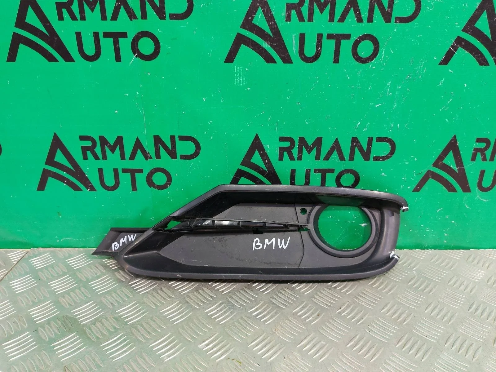 Окантовка птф BMW 3 series 2011-2016 51117300737 F30 F31, левая