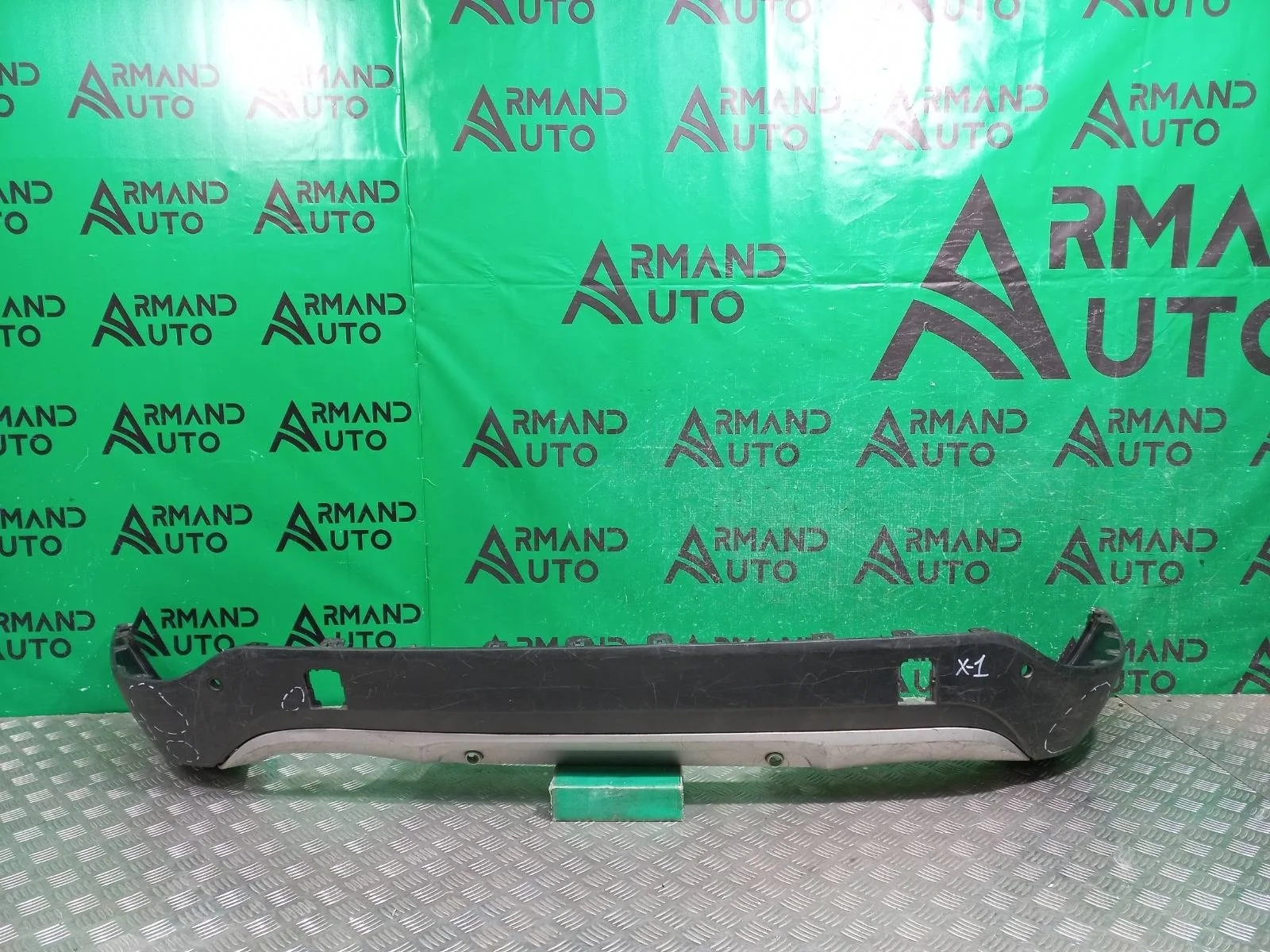 Юбка бампера BMW X1 2012-2015 51127345040 E84, задняя