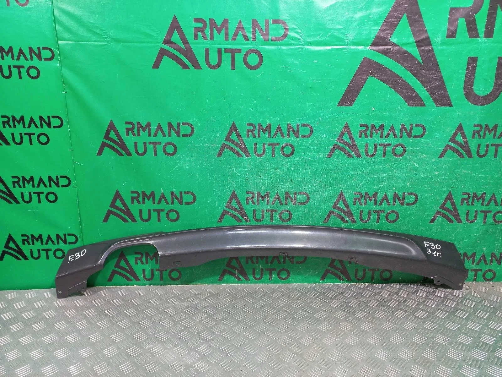 Накладка бампера BMW 3 series 2011-2020 51128054198 F30 F31, задняя