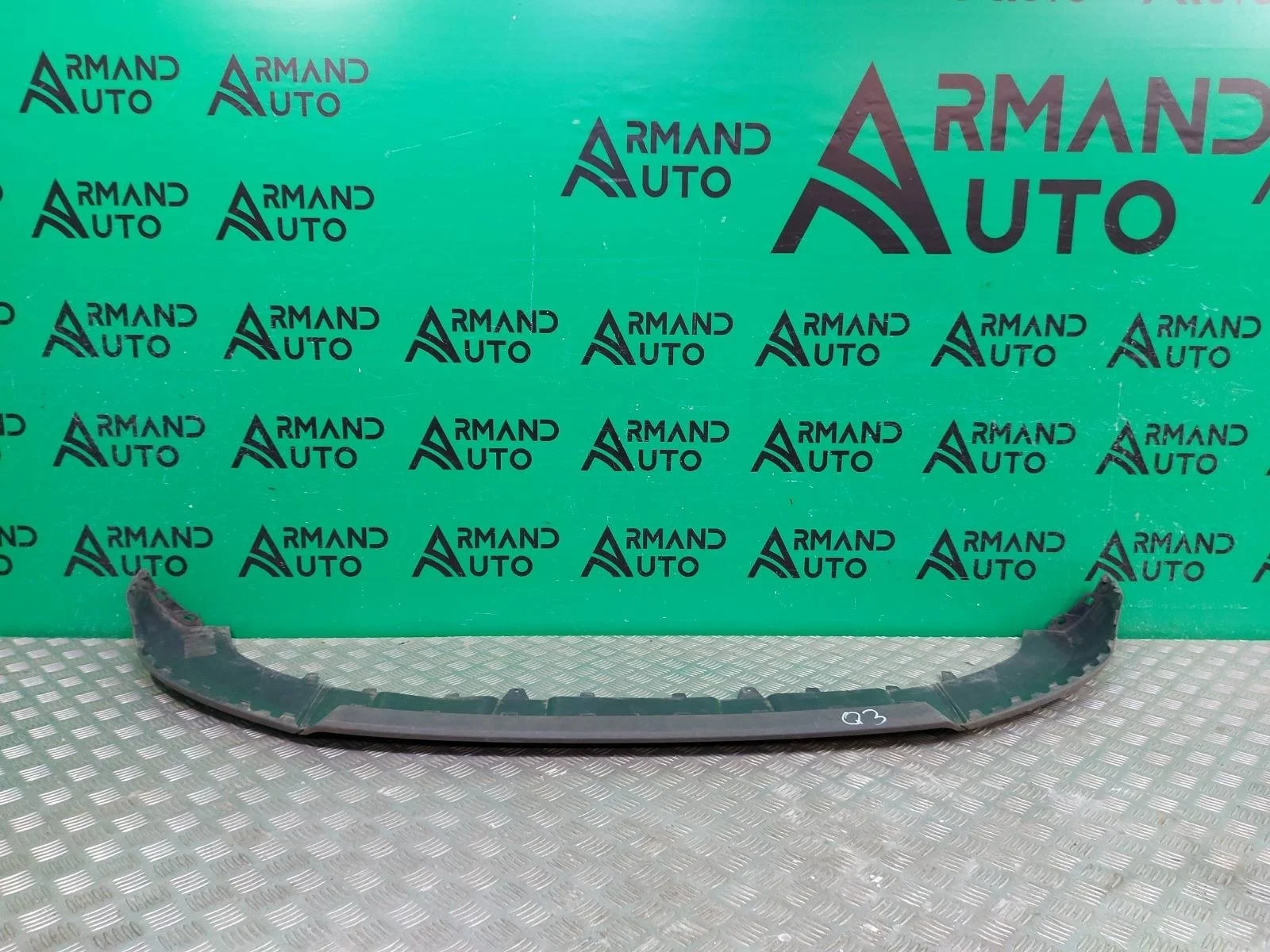 Накладка бампера нижняя Audi Q3 2014-2018 8U0807061N4U8 1 8U, передняя