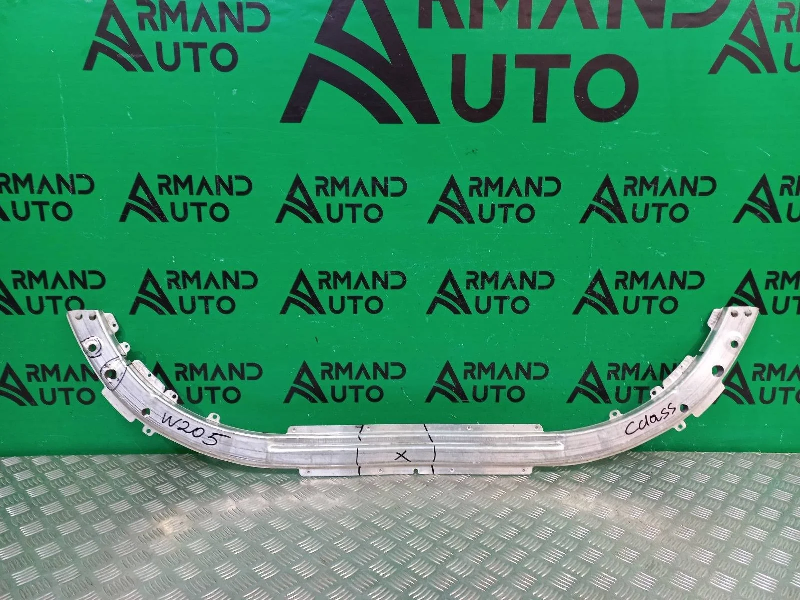 Панель передняя (суппорт радиатора) верхняя Mercedes C-Class 2014-2021 A2056204201 W205