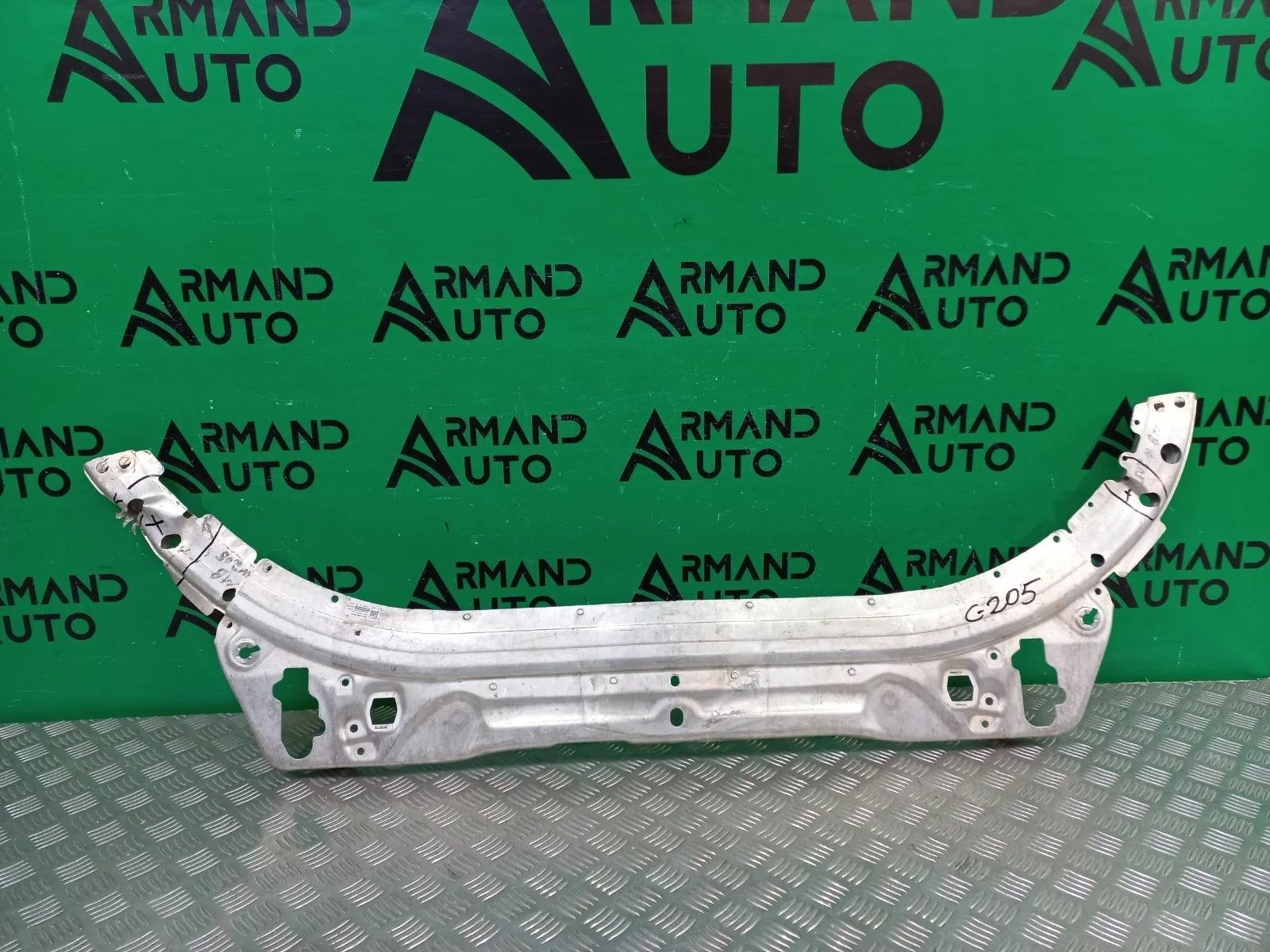 Панель передняя (суппорт радиатора) верхняя Mercedes C-Class 2014-2021 A2056204201 W205