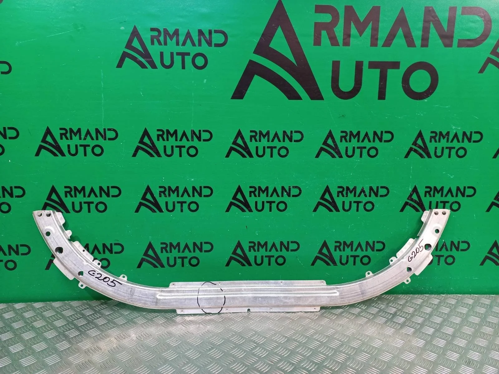 Панель передняя (суппорт радиатора) верхняя Mercedes C-Class 2014-2021 A2056204201 W205