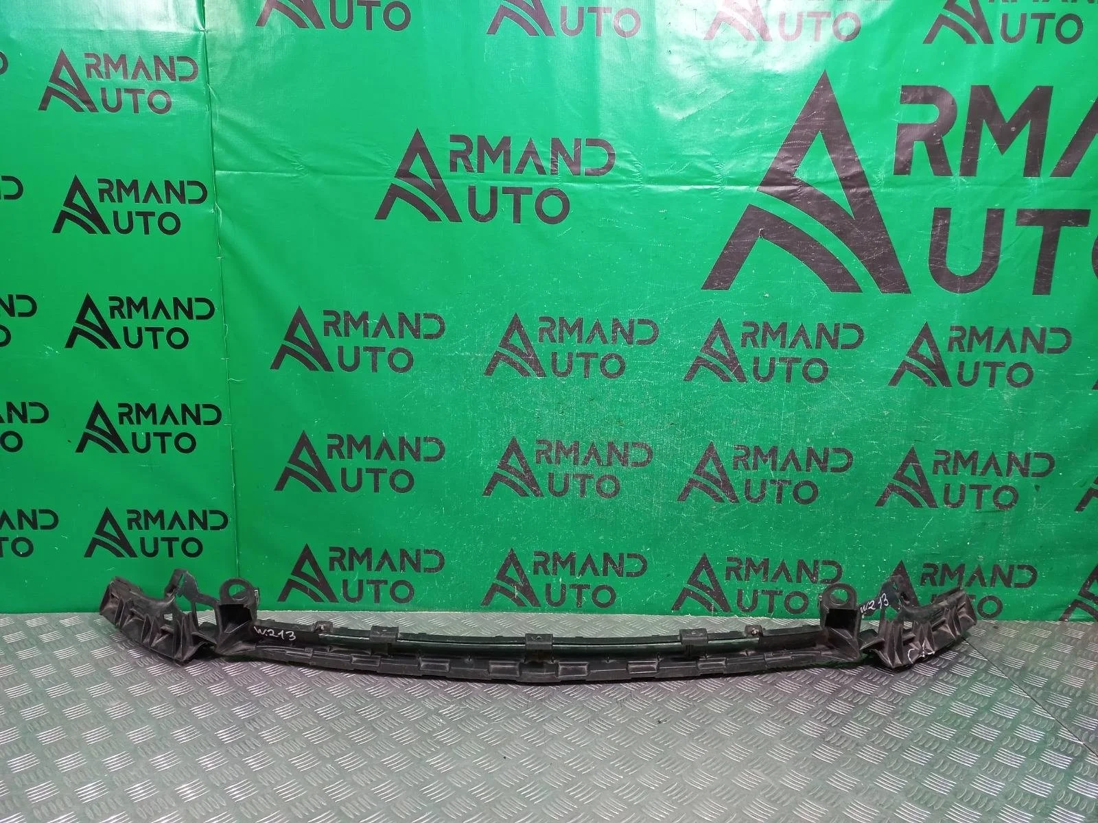 Кронштейн бампера Mercedes E-Class 2016-2020 A2138852500 W213, передний
