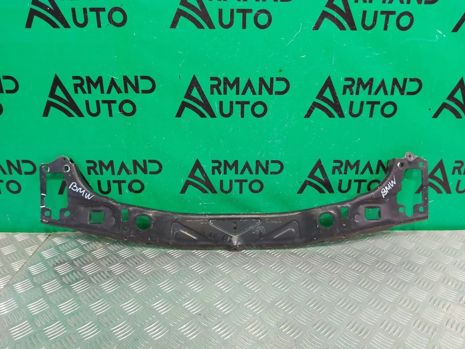 Панель передняя (суппорт радиатора) верхняя BMW X1 2015-2022 51647434544 F48