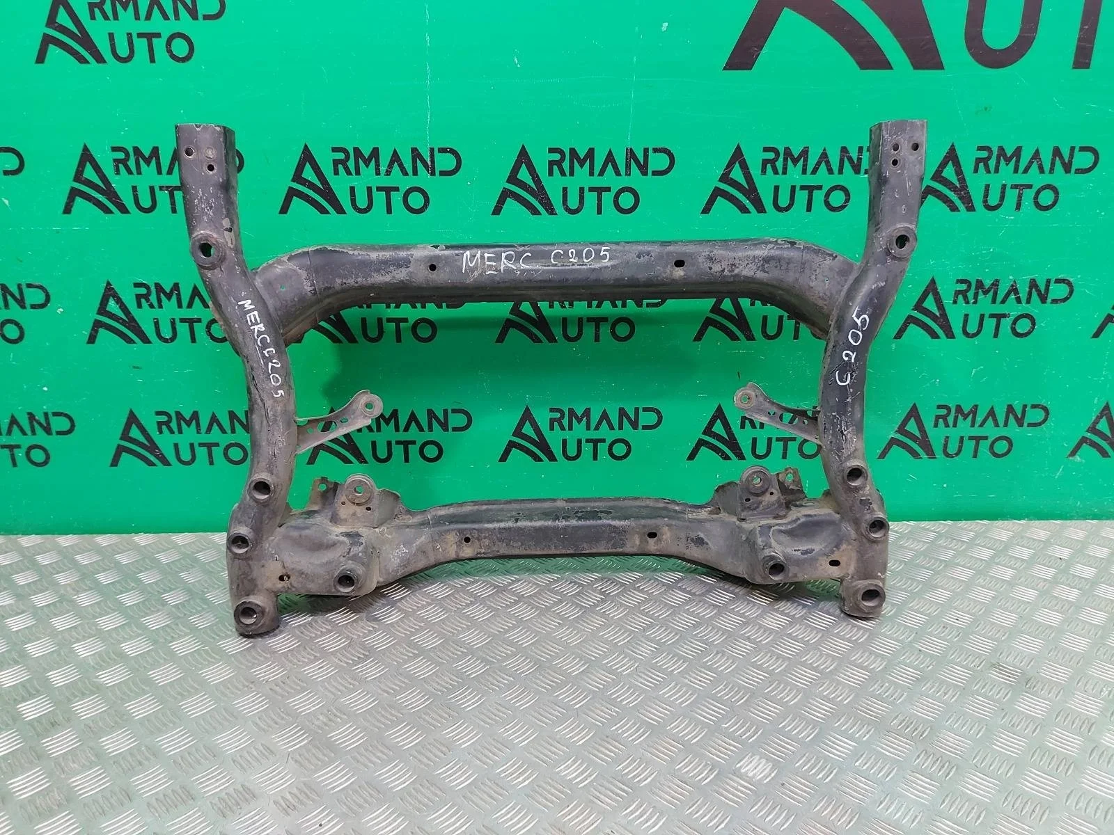 Подрамник MERCEDES E-Class 2016-2023 A2056280057 W213, передний
