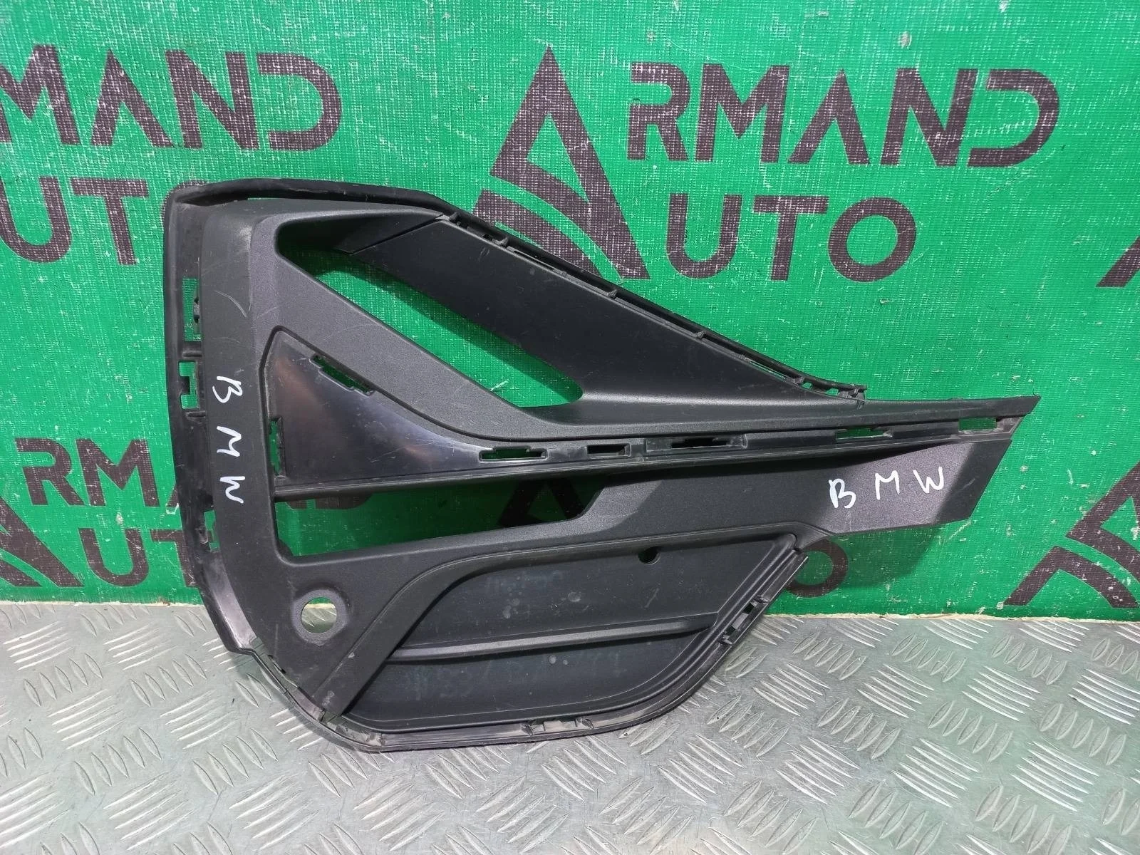 Окантовка птф BMW X1 2019-2022 51118497246 F48, правая