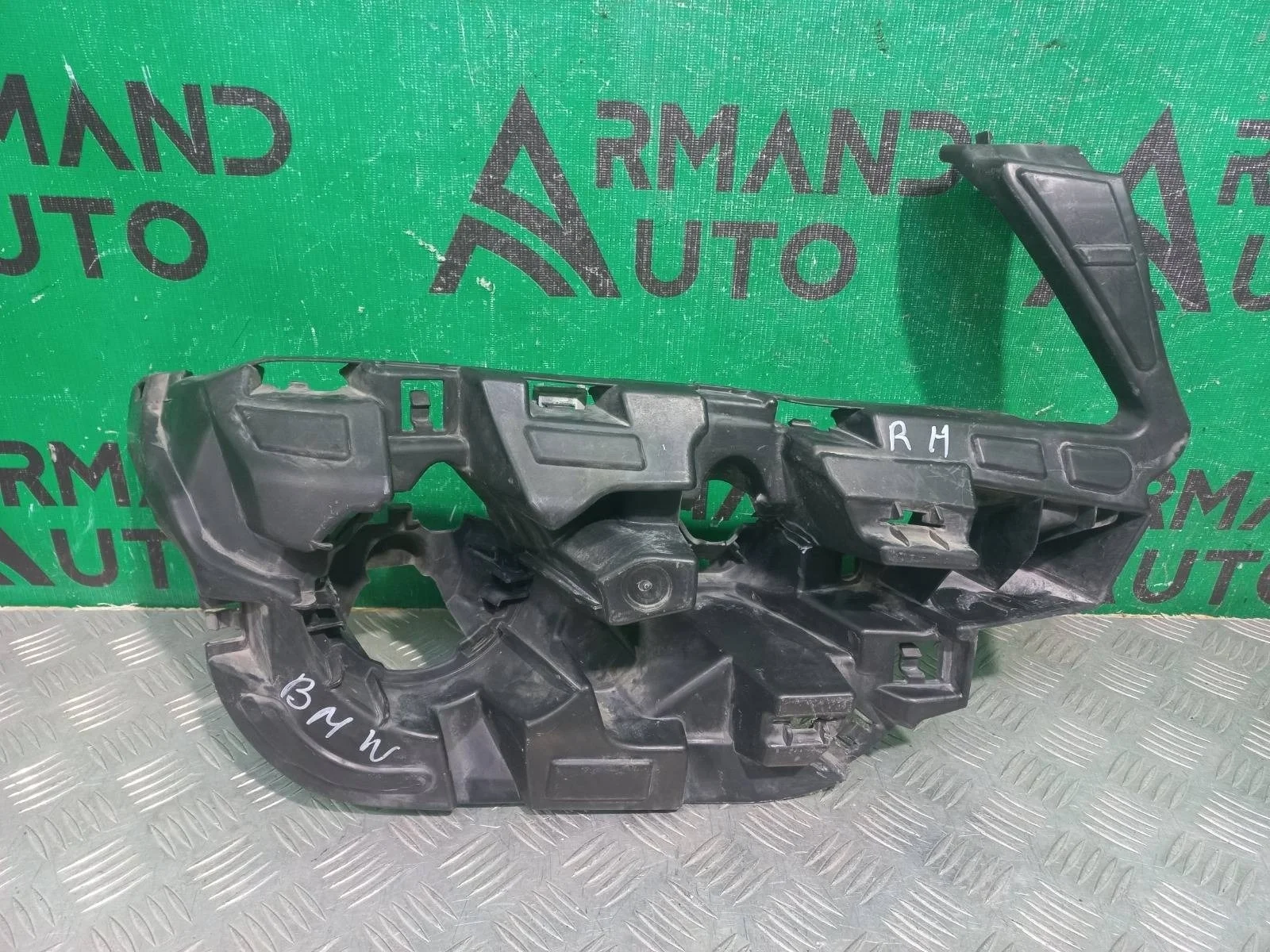 Кронштейн птф BMW X3 2010-2014 51117212956 F25, правый