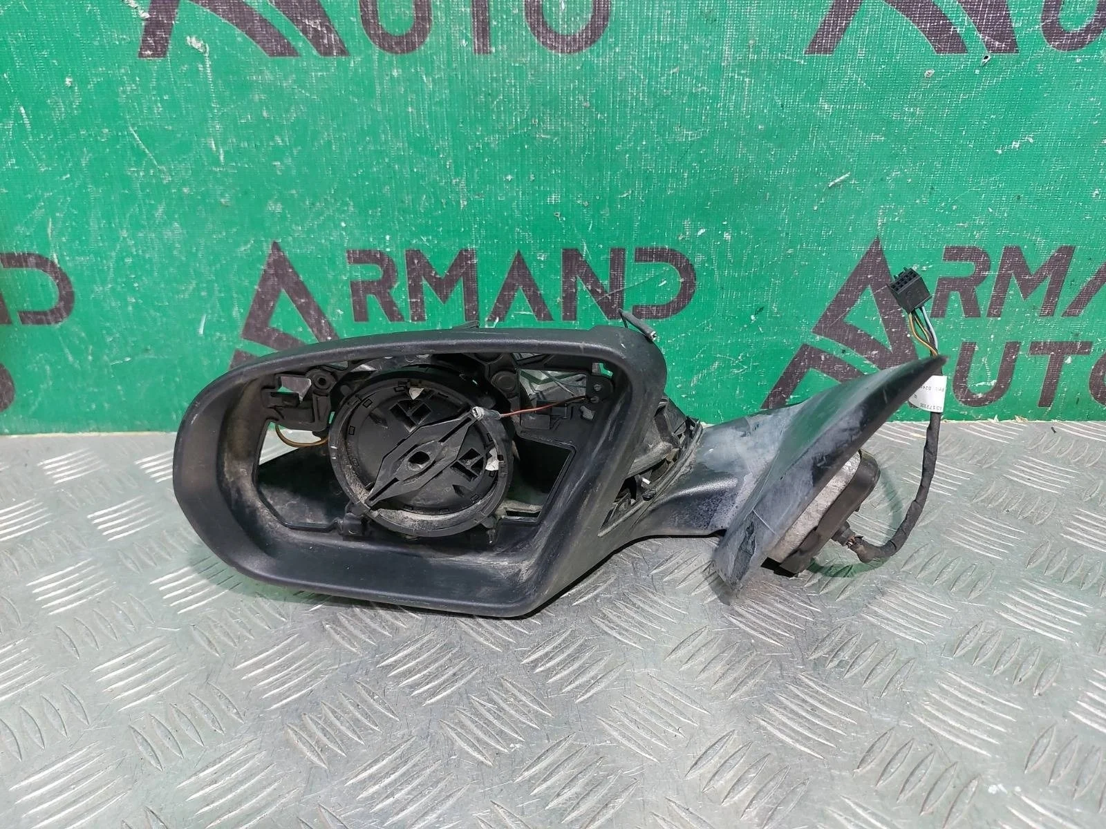 Зеркало Mercedes C-Class 2014-2021 A2058100902 W205, левое