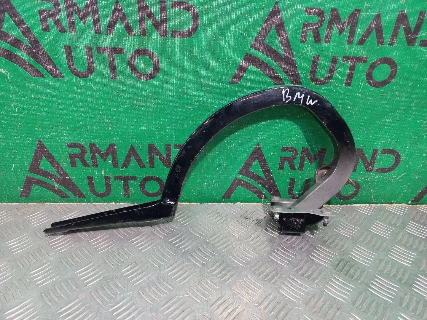 Петля крышки багажника BMW 5 series 2016-2023 41007440698 G30 G31, правая
