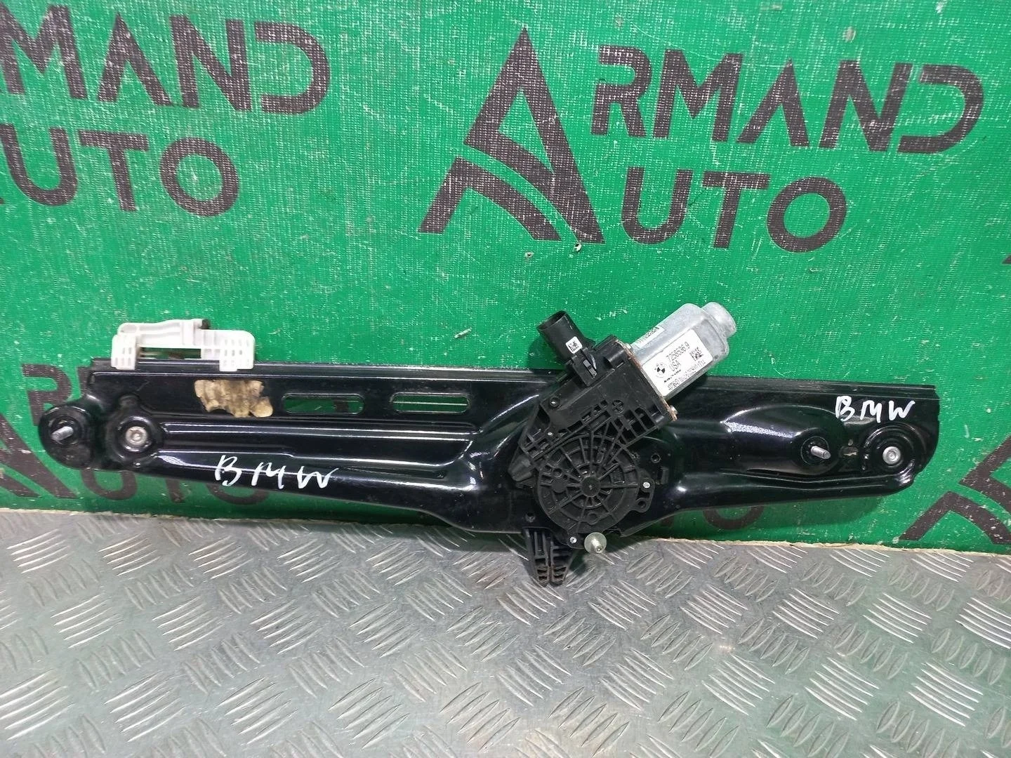 Стеклоподъемник BMW X3 2010-2014 51357382138 F25, задний
