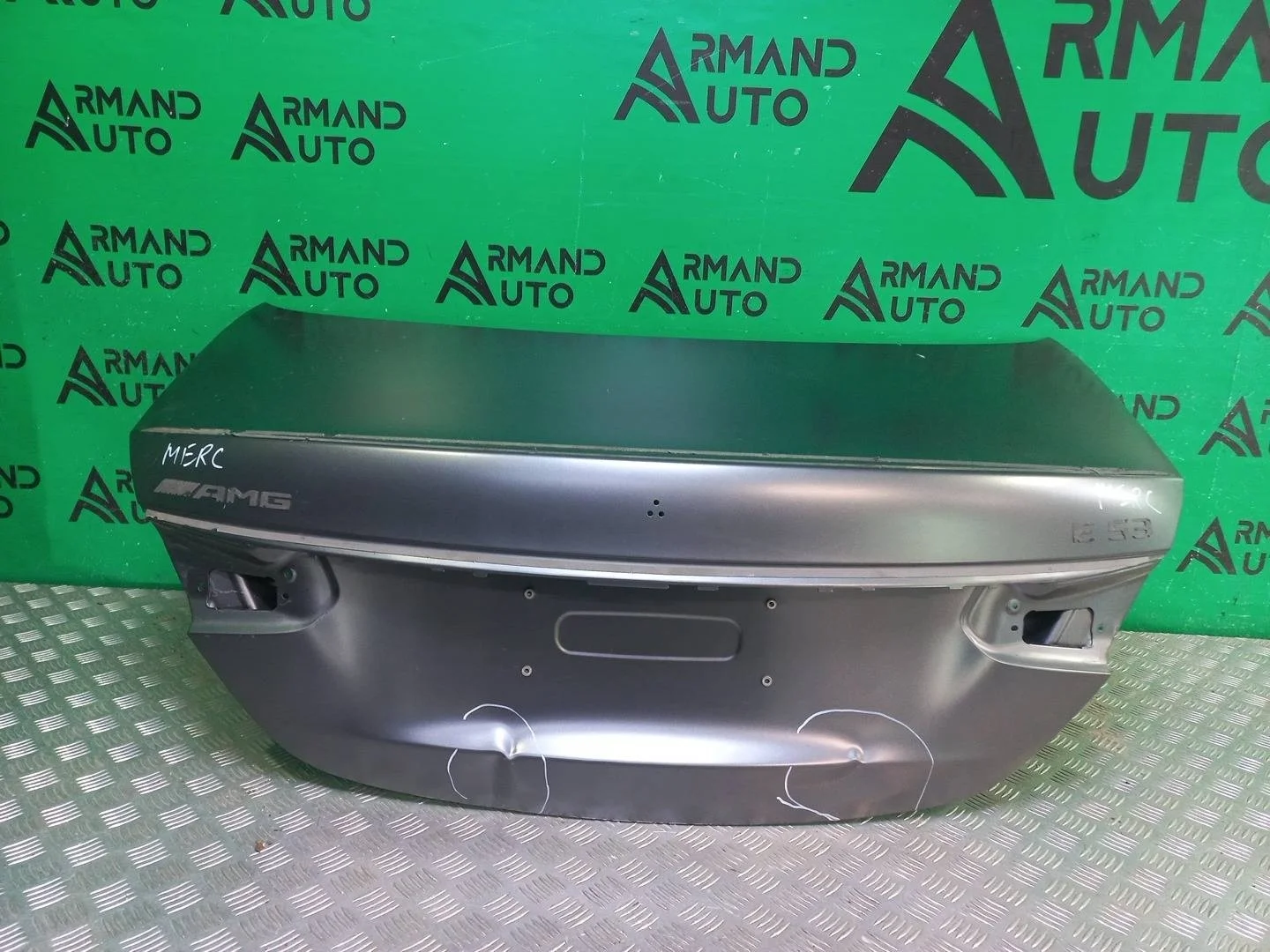 Крышка багажника Mercedes E-Class 2020-2023 A2137506600 W213