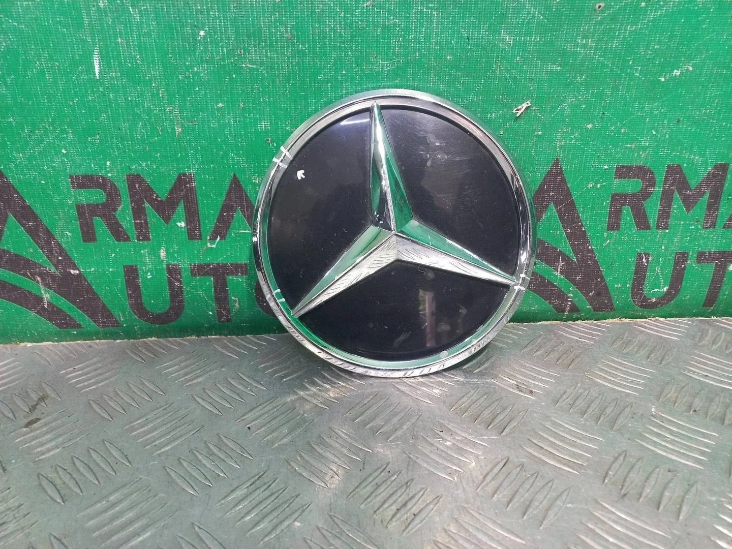 Эмблема mercedes A-Class 2018-нв A177888420064 W177, передняя