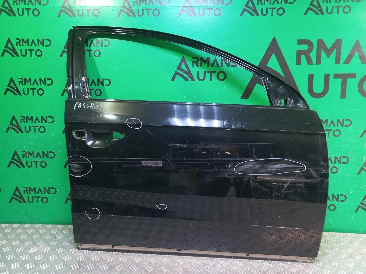 Дверь Volkswagen Passat 2011-2015 3AA831056 B7, передняя правая