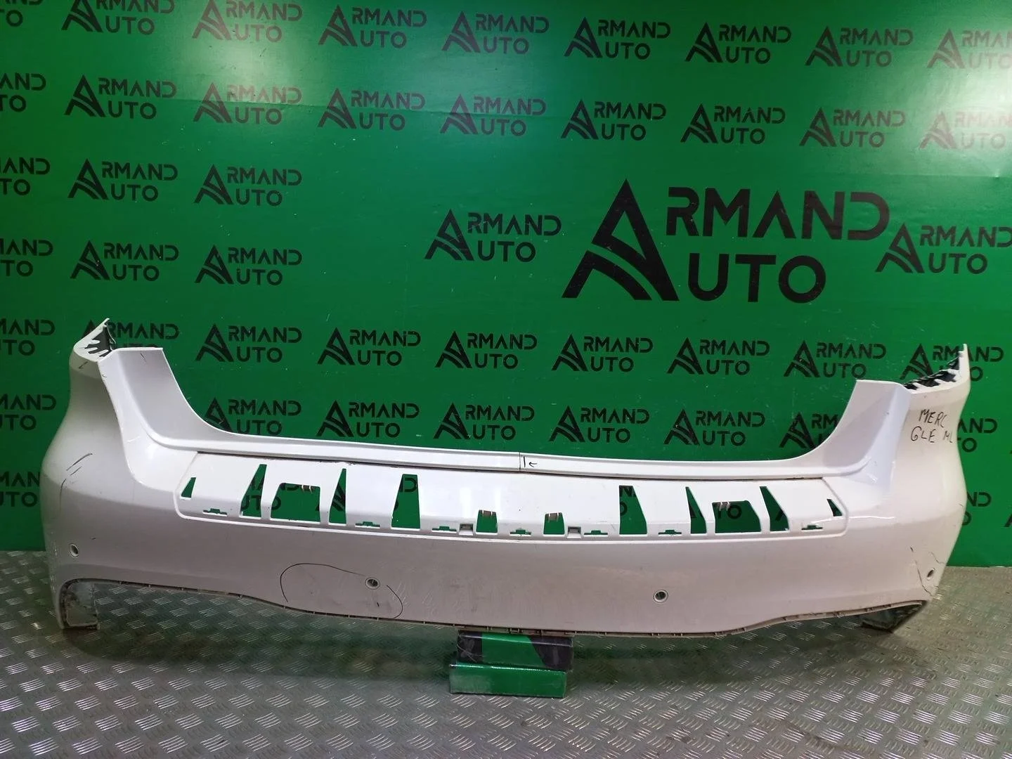 Бампер Mercedes GL GLS-Class 2015-2019 A16688559009999 X166, задний