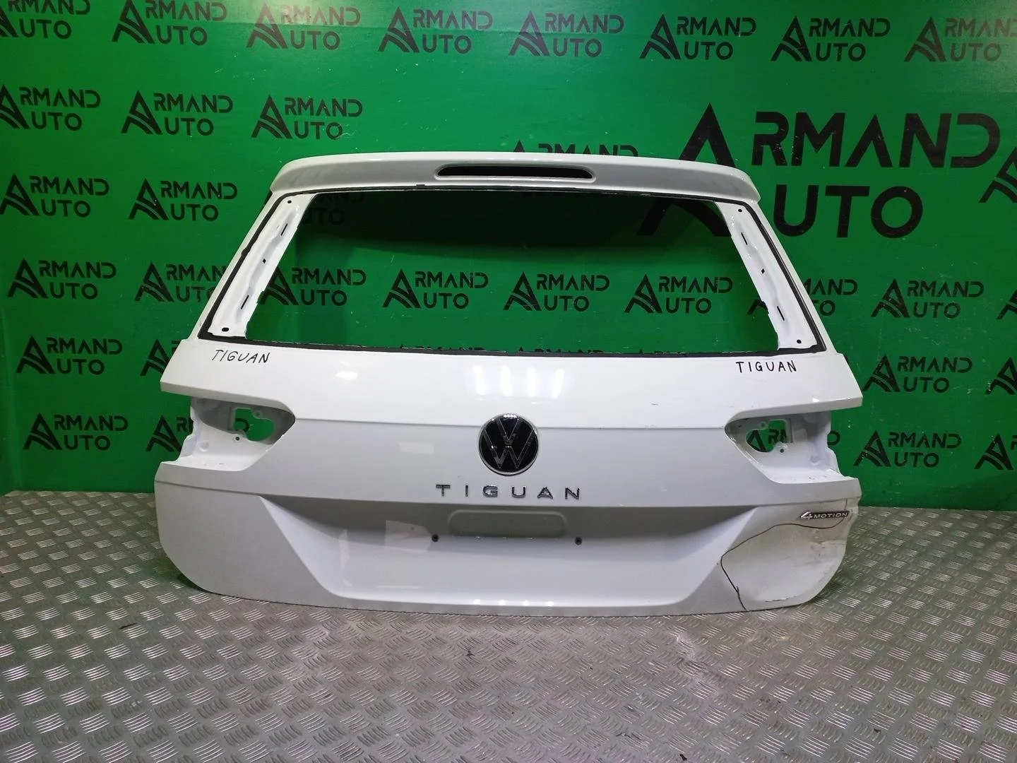 Дверь багажника Volkswagen Tiguan 2016-нв 5NA827025L 2