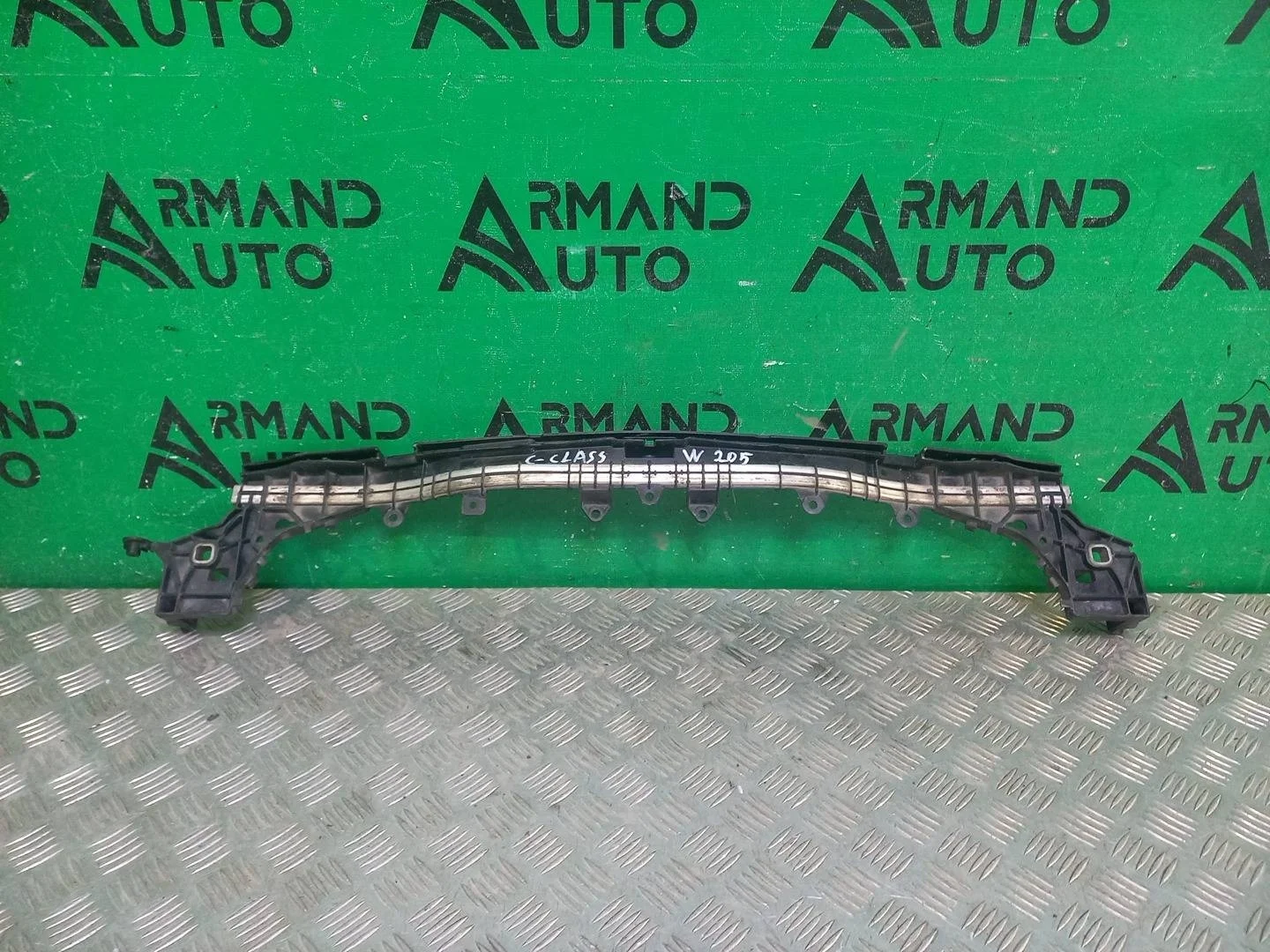 Кронштейн радиатора Mercedes C-Class 2014-2021 A2056204101 W205