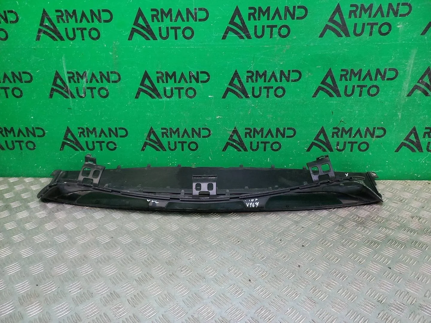 Накладка бампера Mercedes GLE-Class 2018-нв A1678855905 V167, передняя