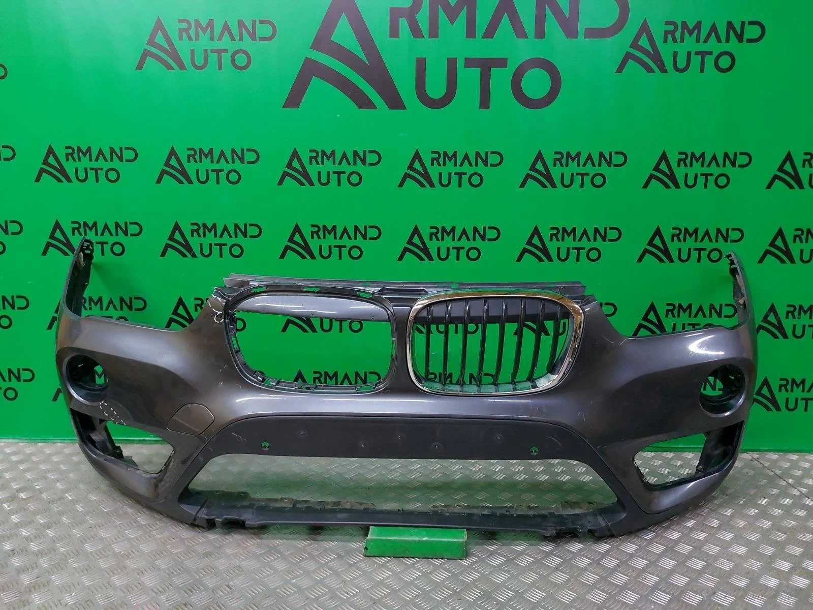Бампер BMW X1 2015-2019 51117453562 F48, передний