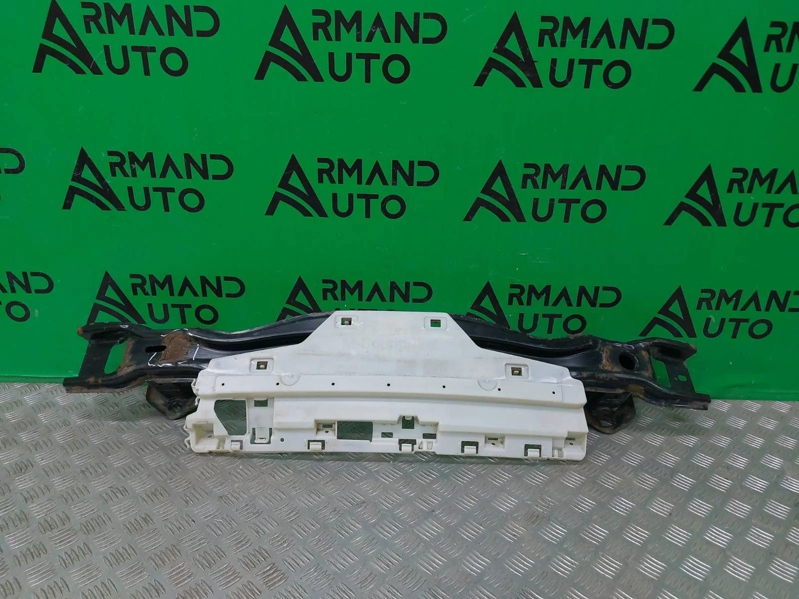 Усилитель бампера BMW 3 series 2011-2020 51127256927 F30 F31, задний