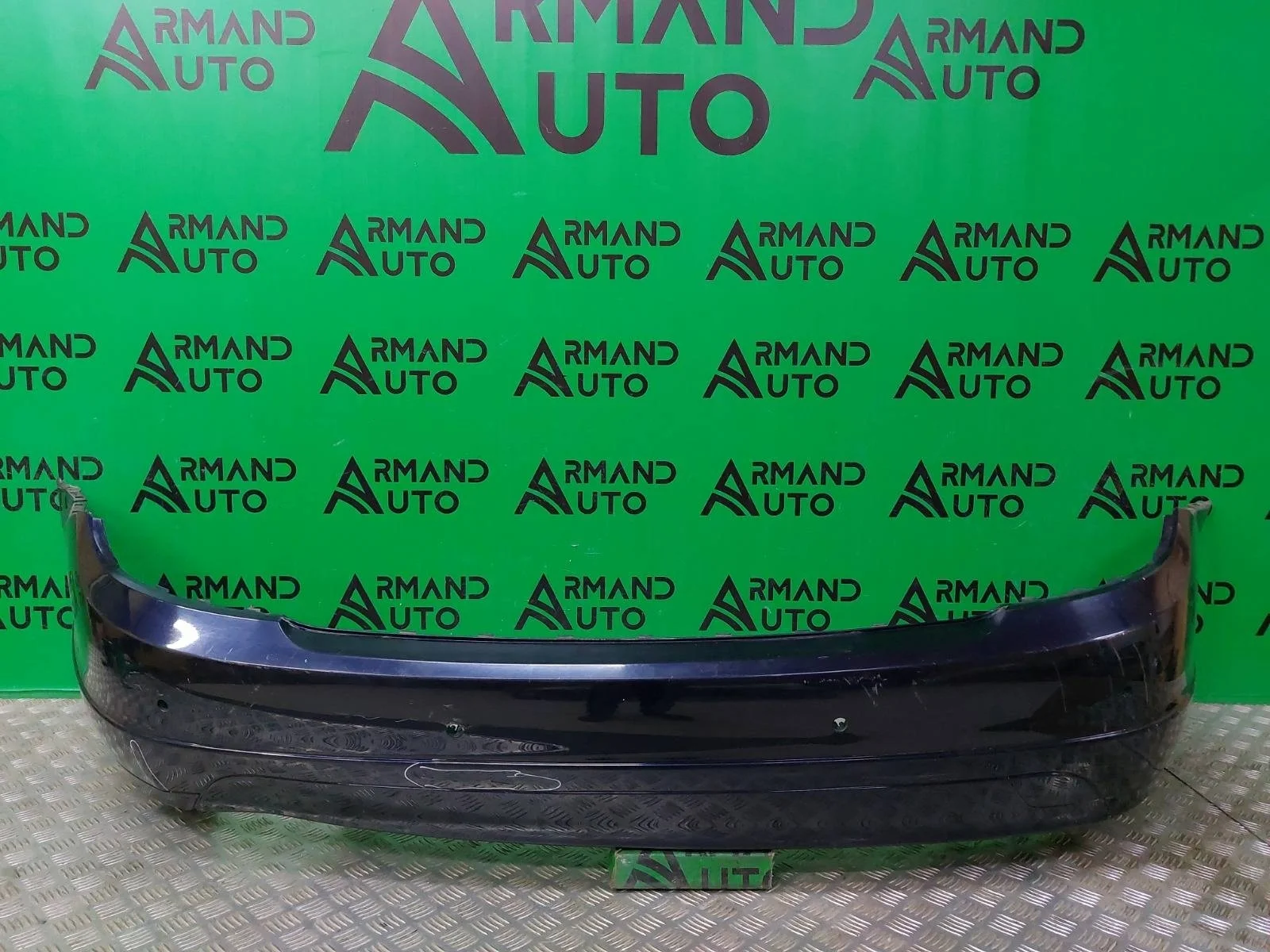 Бампер Mercedes C-Class 2006-2011 A20488506259999 W204, задний