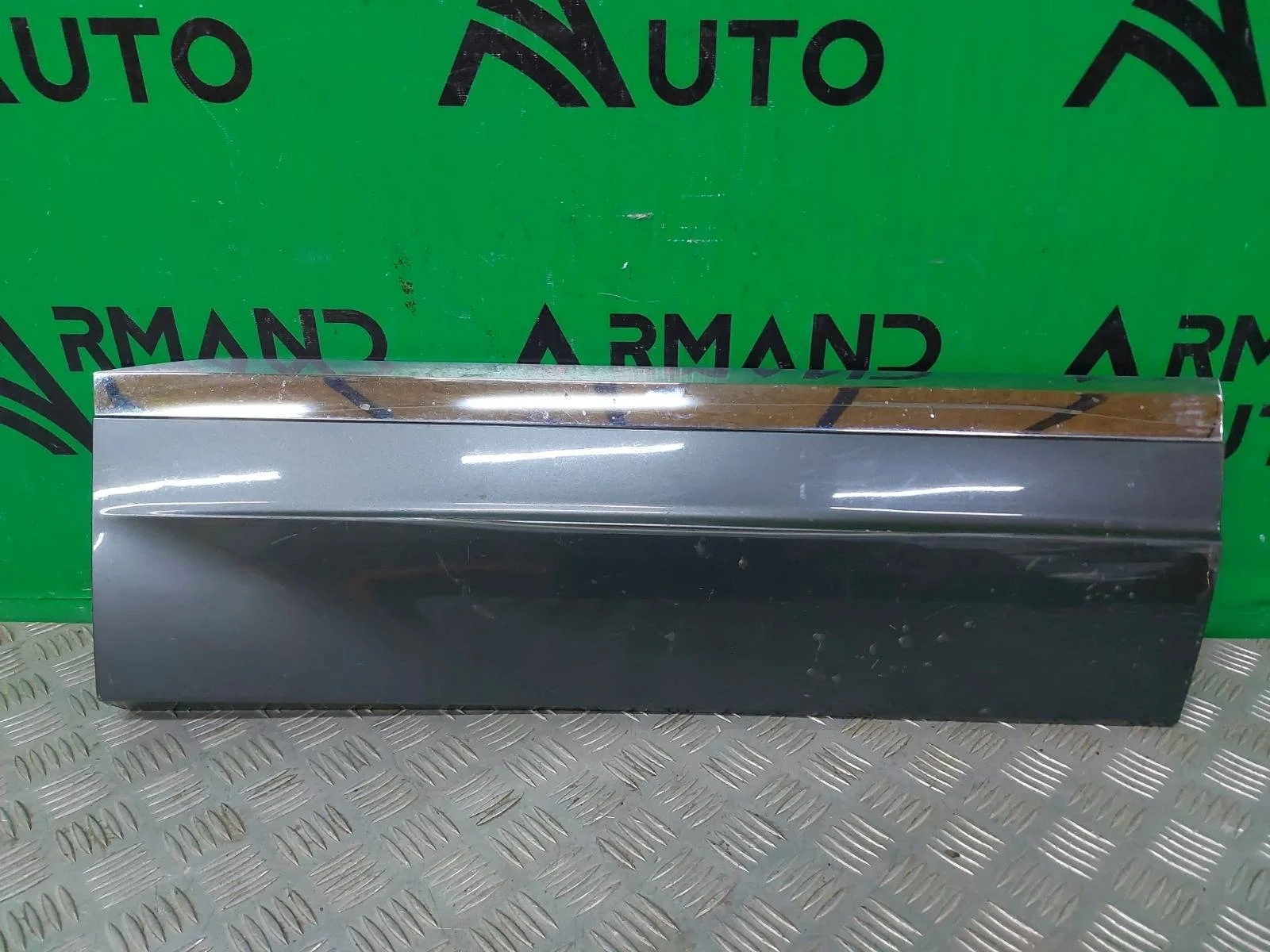 Молдинг двери Volkswagen Touareg 2018-нв 760854950FGRU 3, задний правый