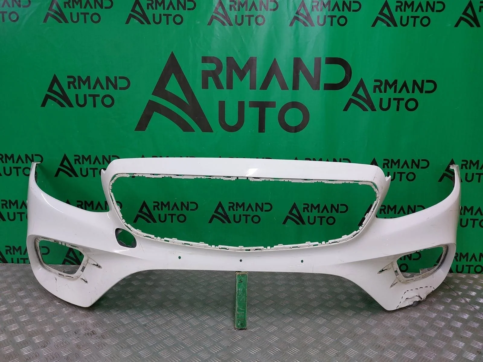 Бампер Mercedes E-Class 2016-2020 A21388527009999 W213, передний
