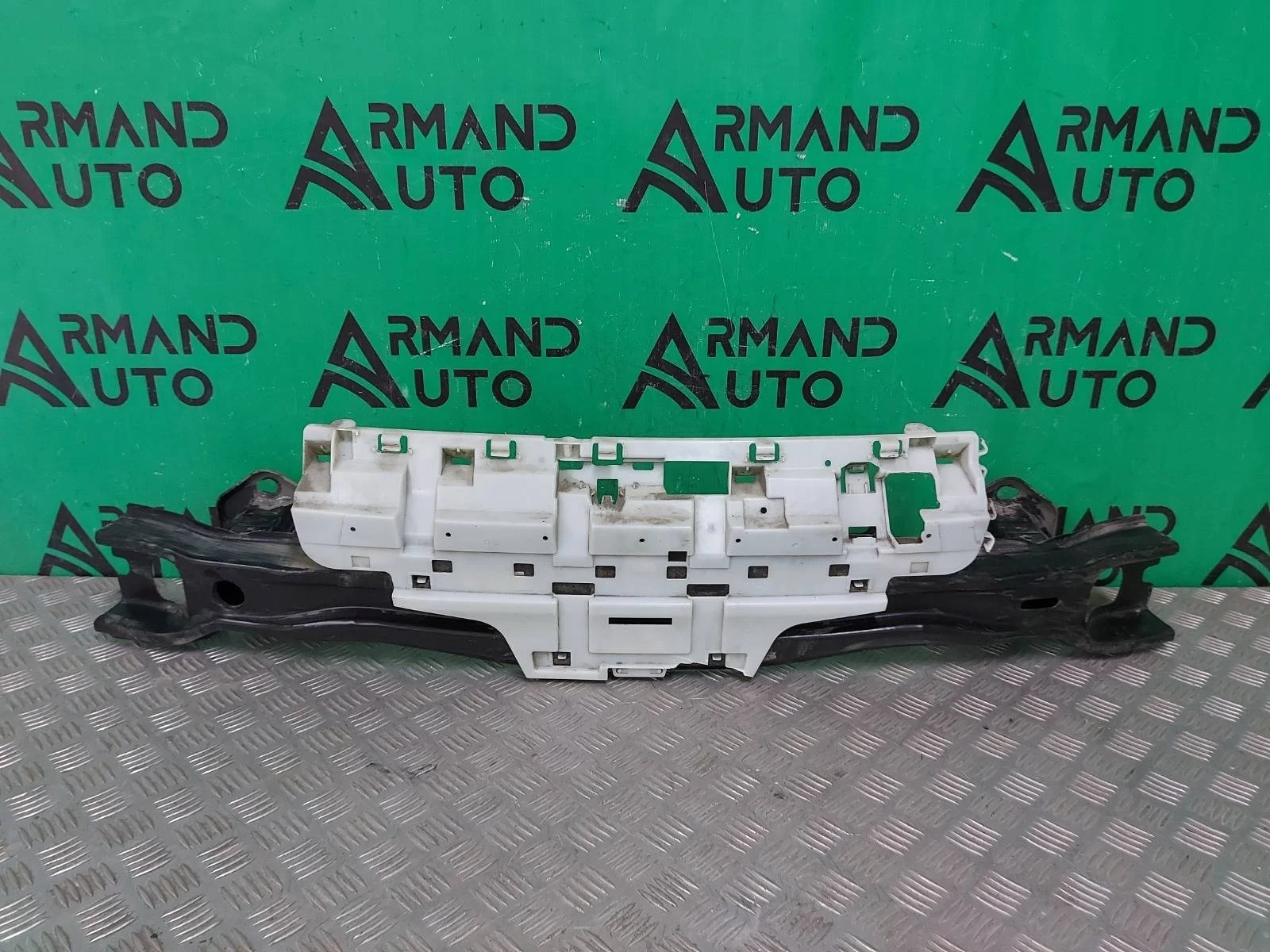 Усилитель бампера BMW 4 series 2013-2020 51127285542 F32 F33 F36, задний