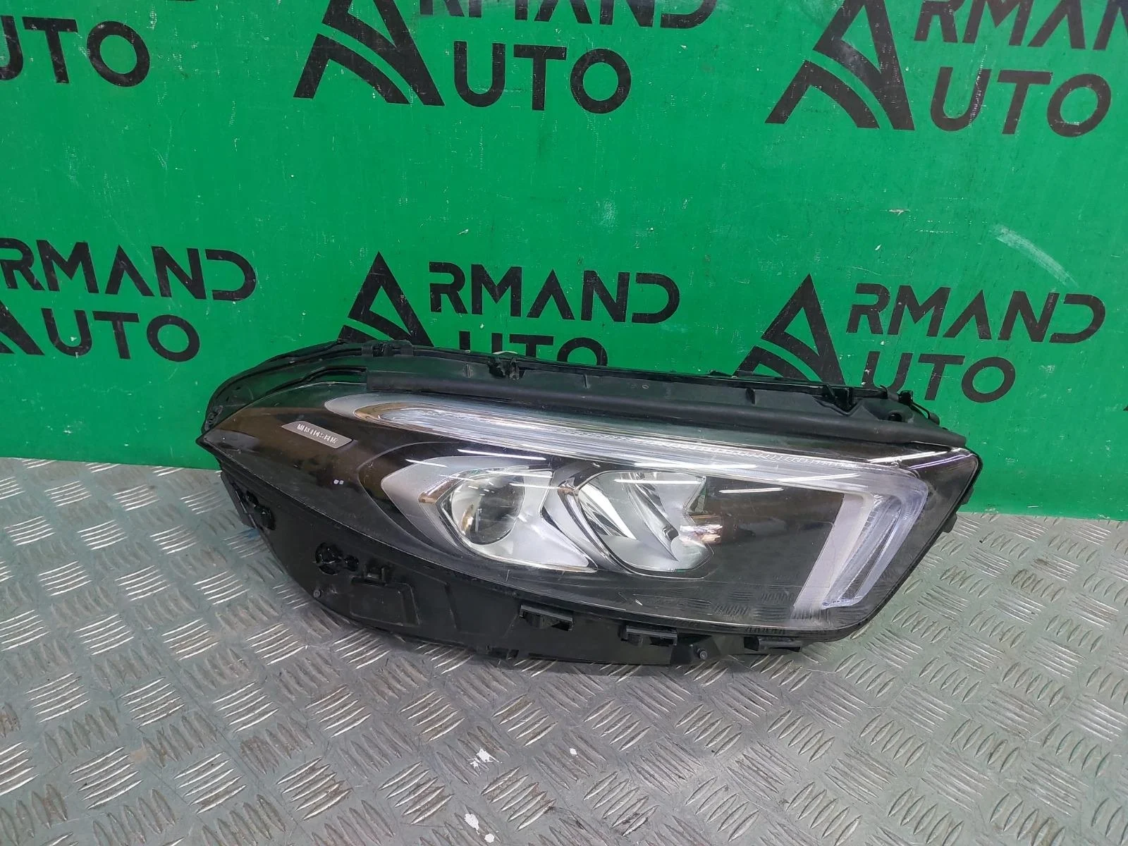 Фара Mercedes A-Class 2018-нв A1779060201 W177, правая