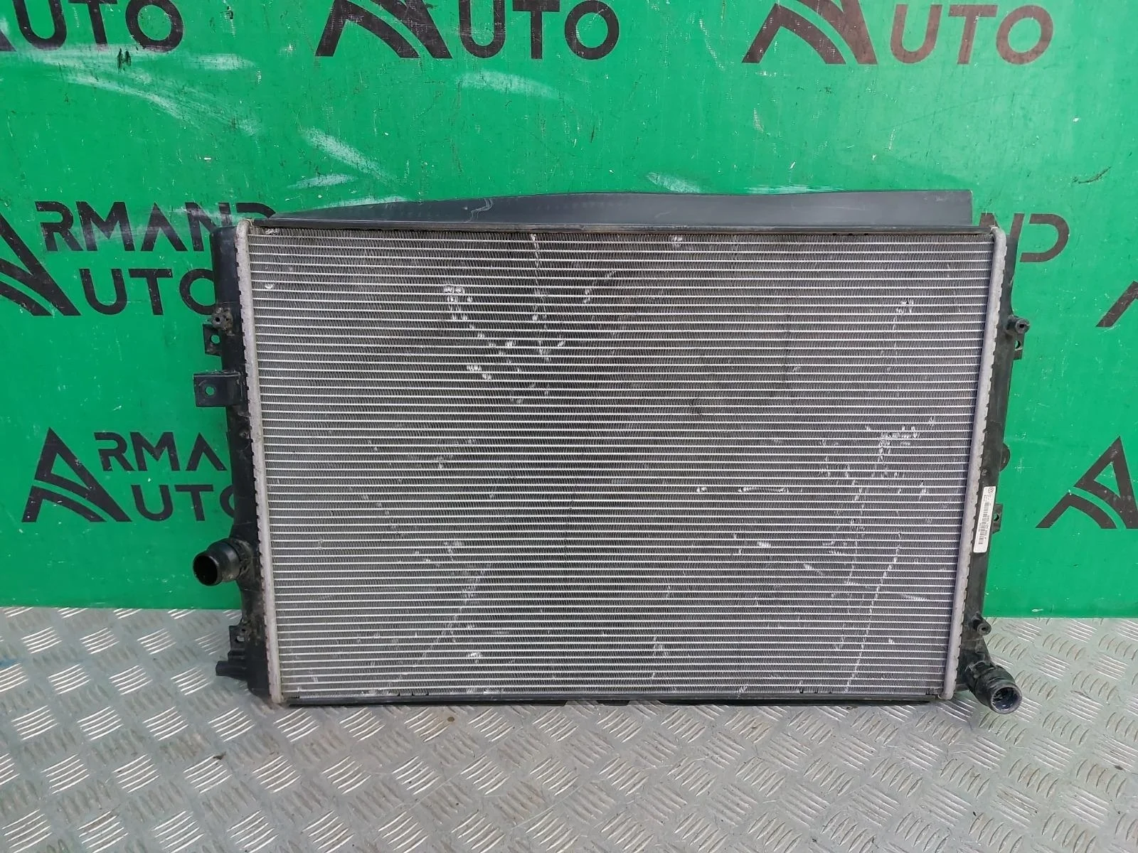 Радиатор двигателя (двс) Volkswagen Tiguan 2007-2018 5N0121253N 1