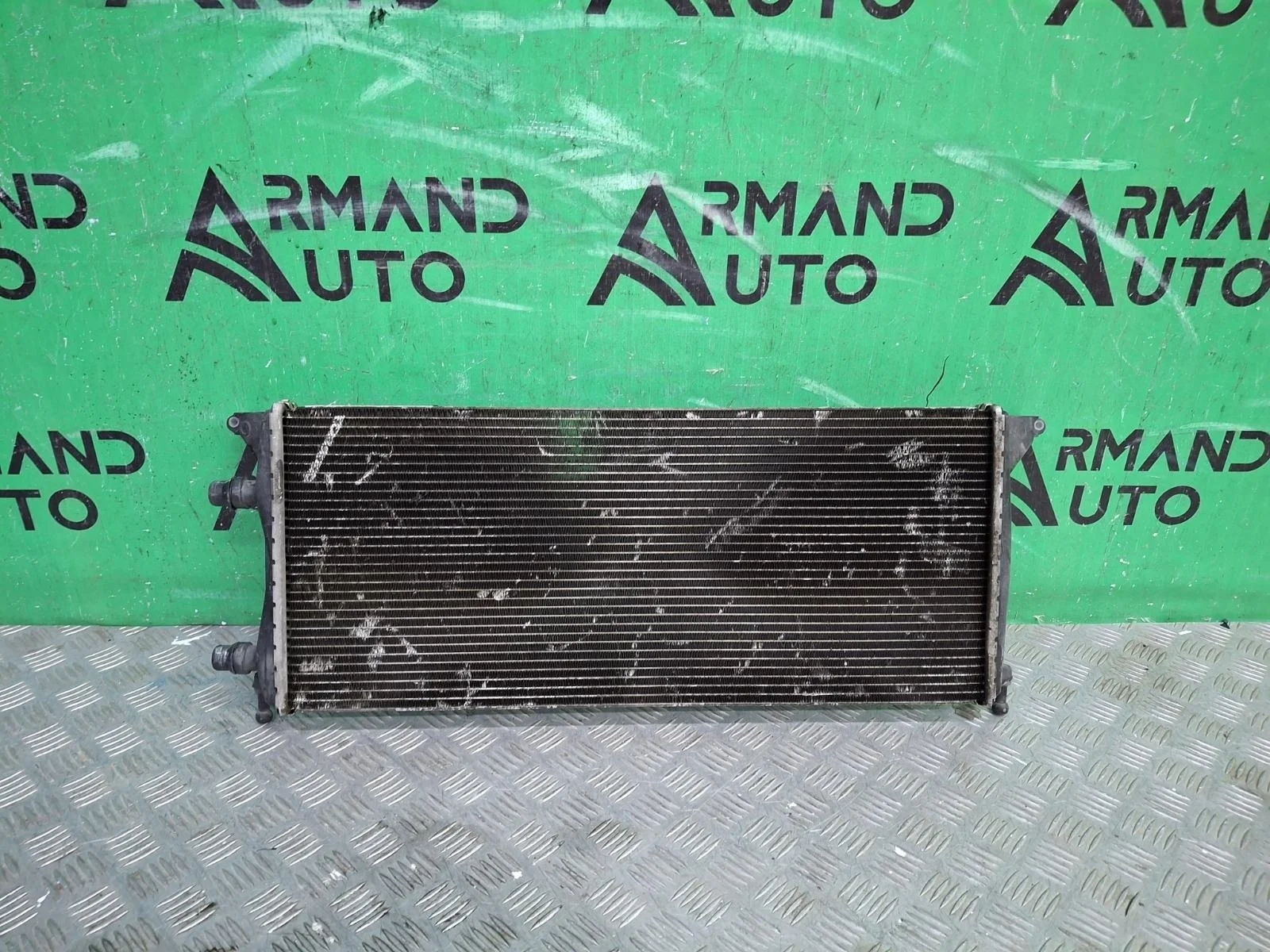 Радиатор двс дополнительный Mercedes GL GLS-Class 2012-2019 A0995001403 X166