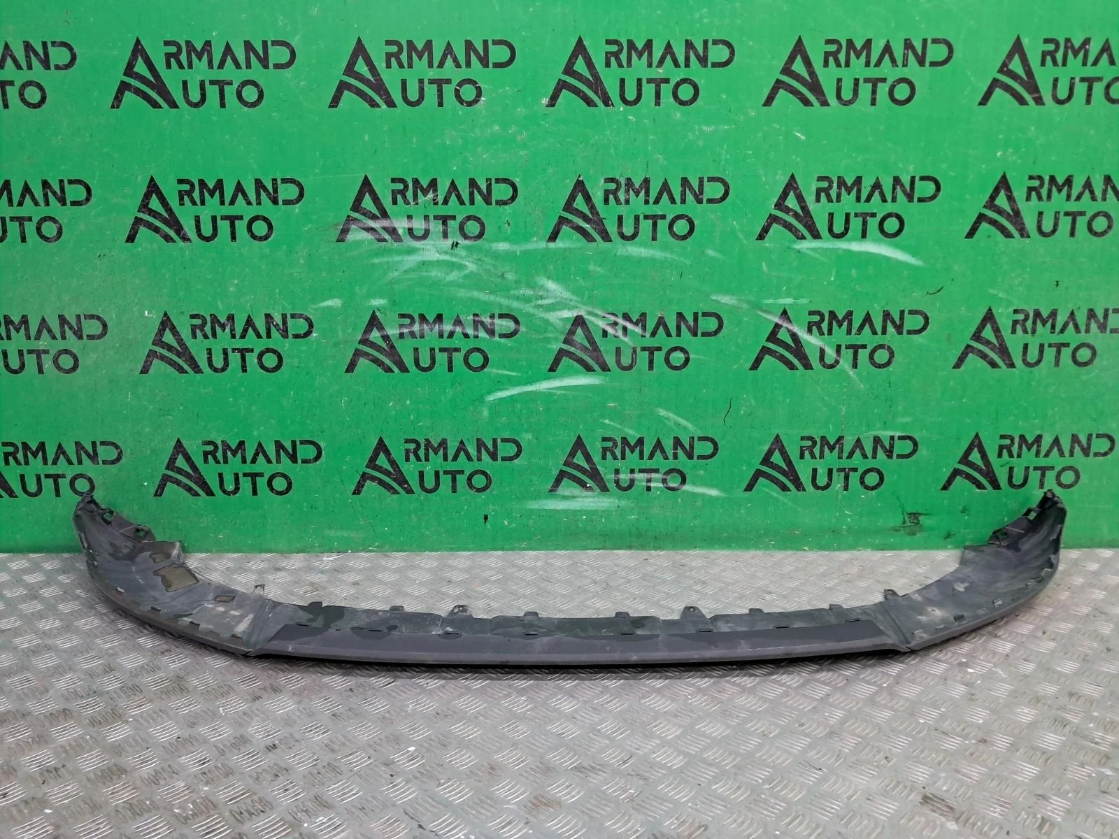Накладка бампера нижняя Audi Q3 2014-2018 8U0807061N4U8 1 8U, передняя