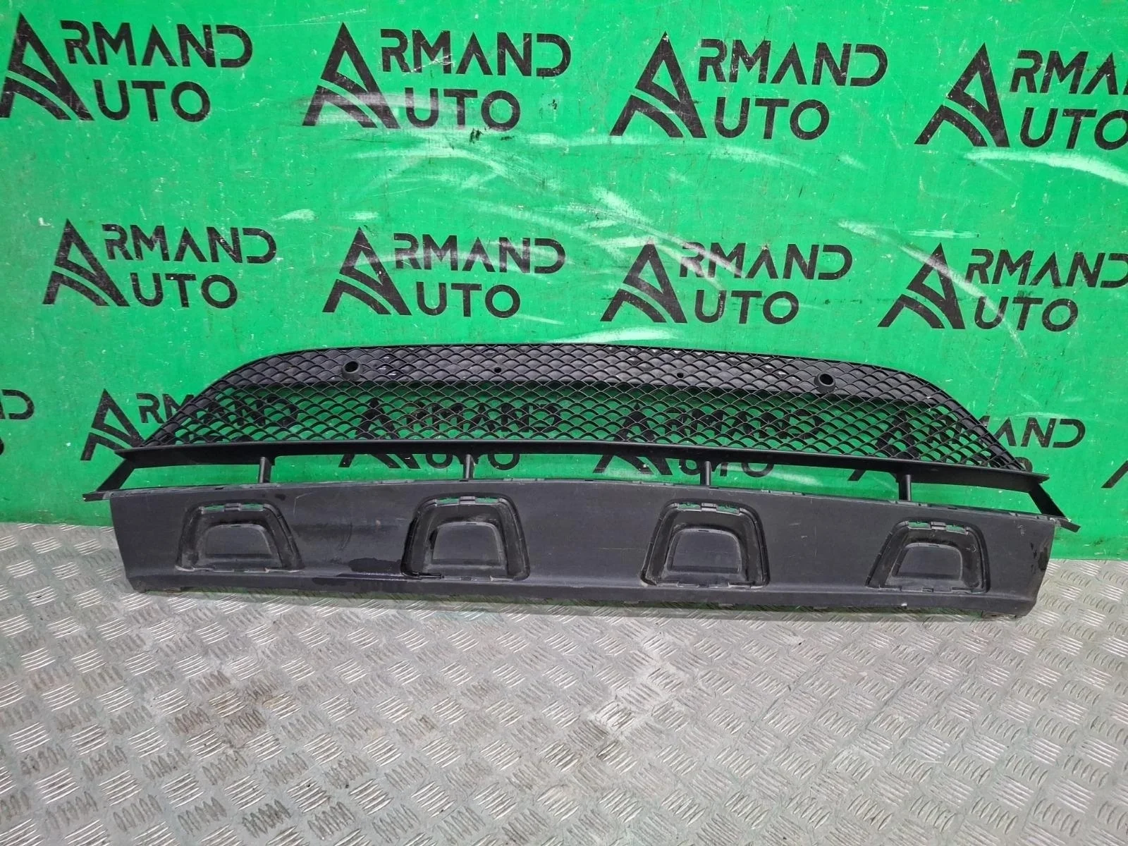 Решетка бампера Mercedes GLC-Class 2015-2019 A2538852400 X253, передняя