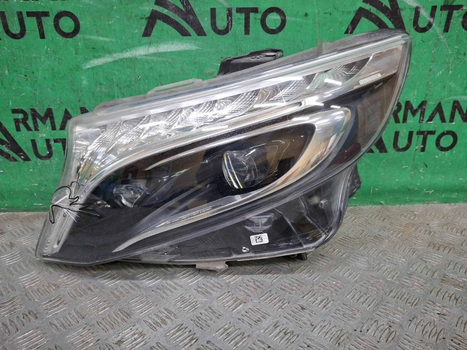 Фара Mercedes V-Class 2014-нв A4479065200 W447, левая