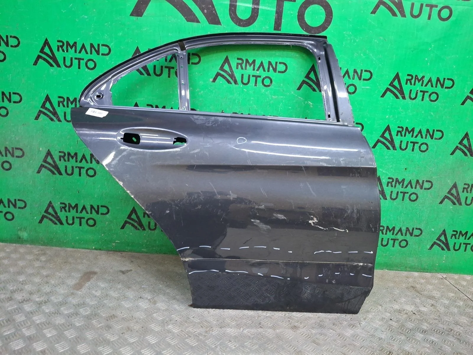 Дверь Mercedes C-Class 2014-2021 A2057300205 W205, задняя правая