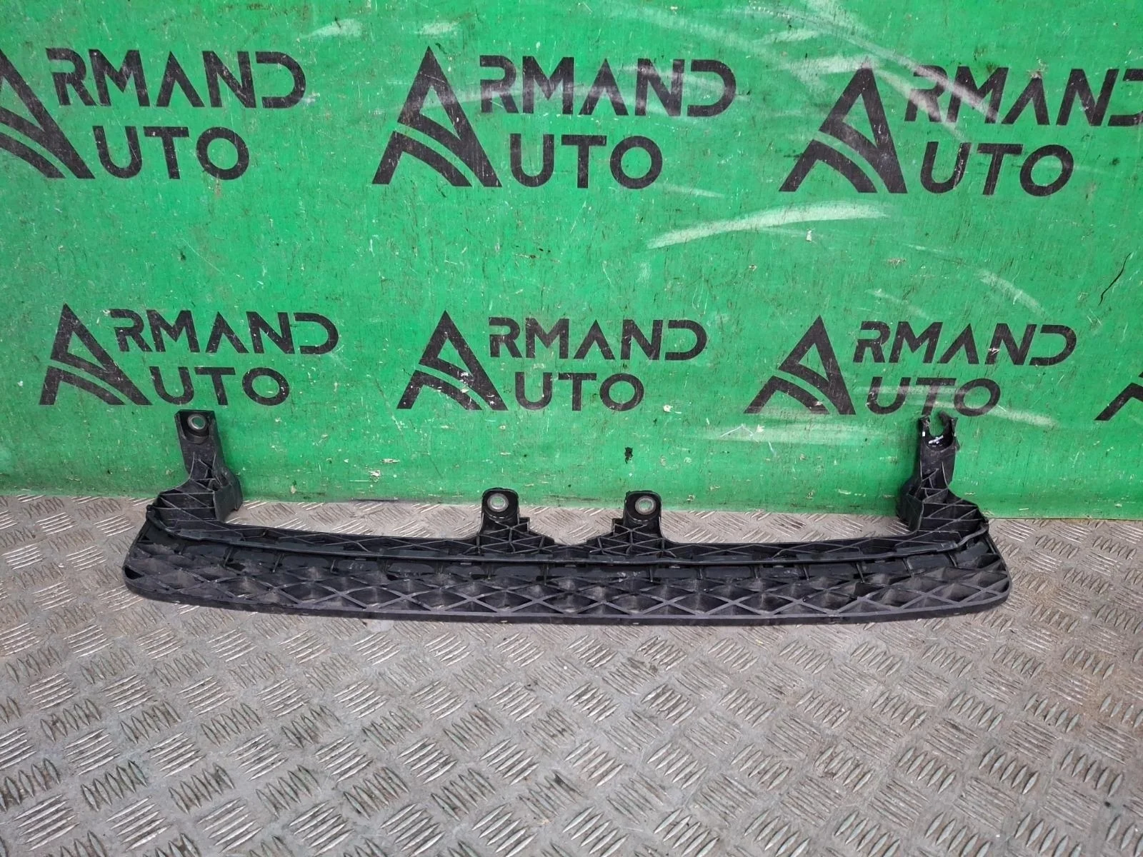 Абсорбер бампера Volkswagen Passat 2011-2015 3AA807571 B7, передний
