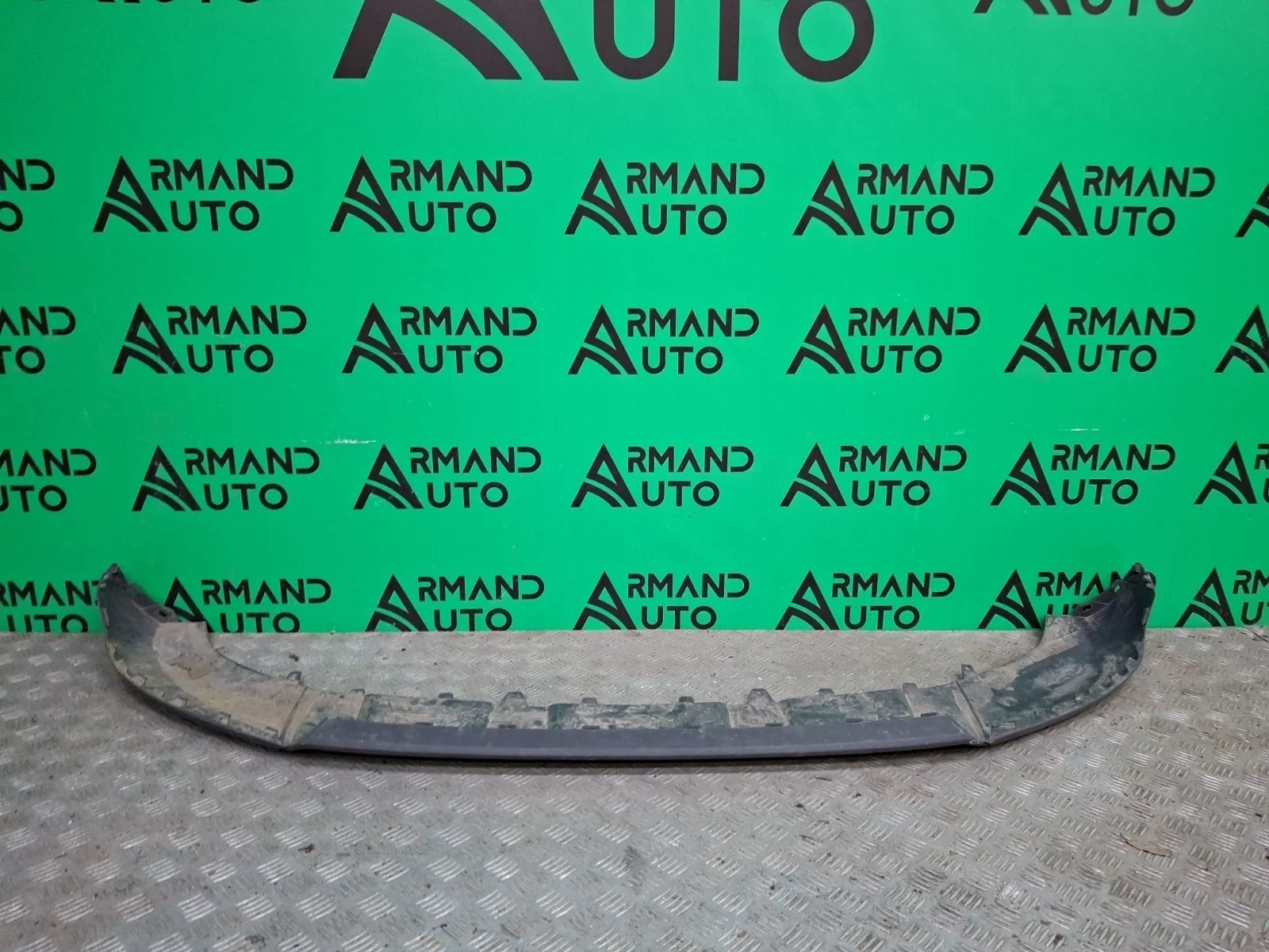 Накладка бампера нижняя Audi Q3 2014-2018 8U0807061N4U8 1 8U, передняя