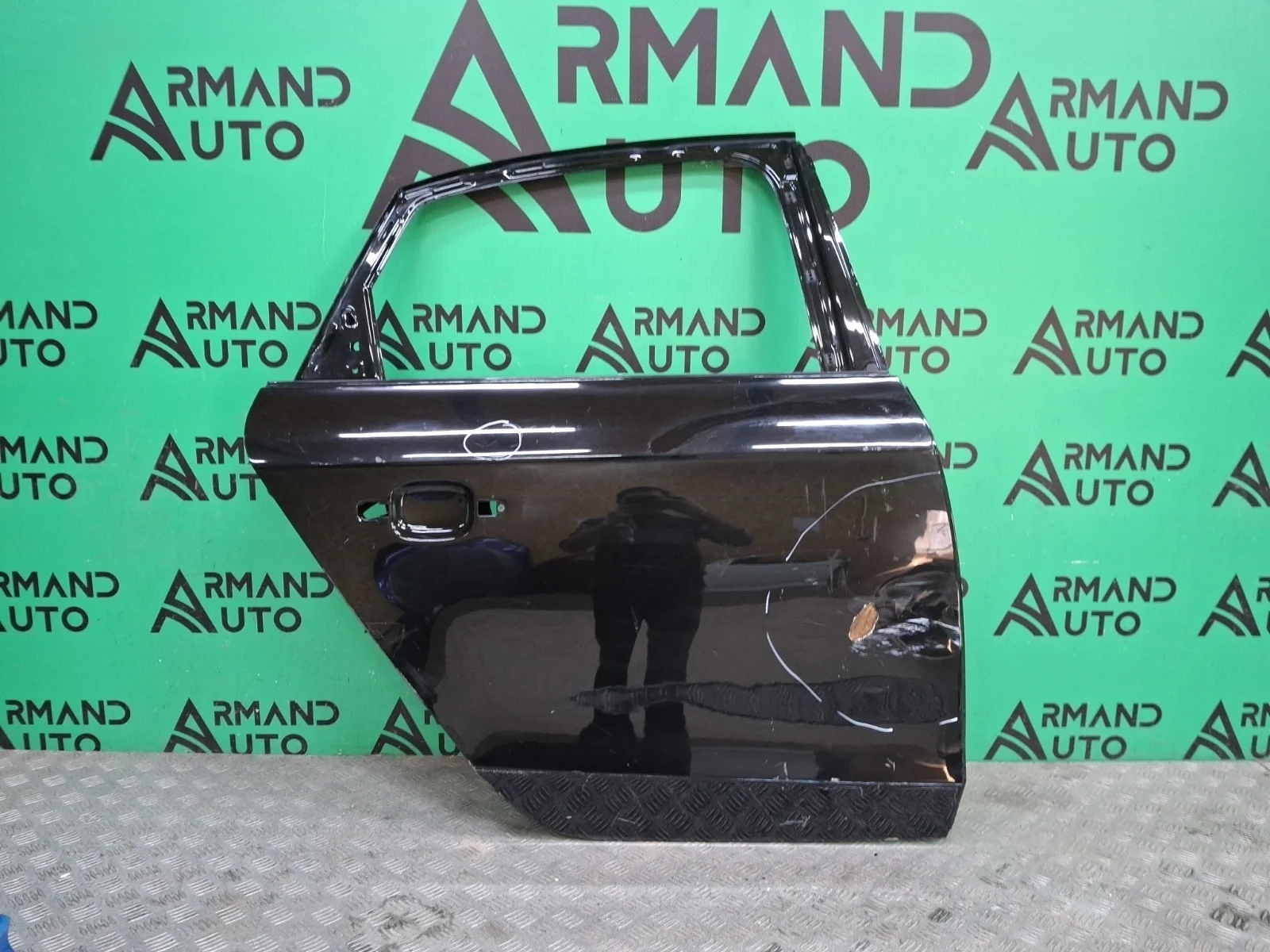 Дверь Audi A4 2007-2015 8K5833052D 4 B8, задняя правая