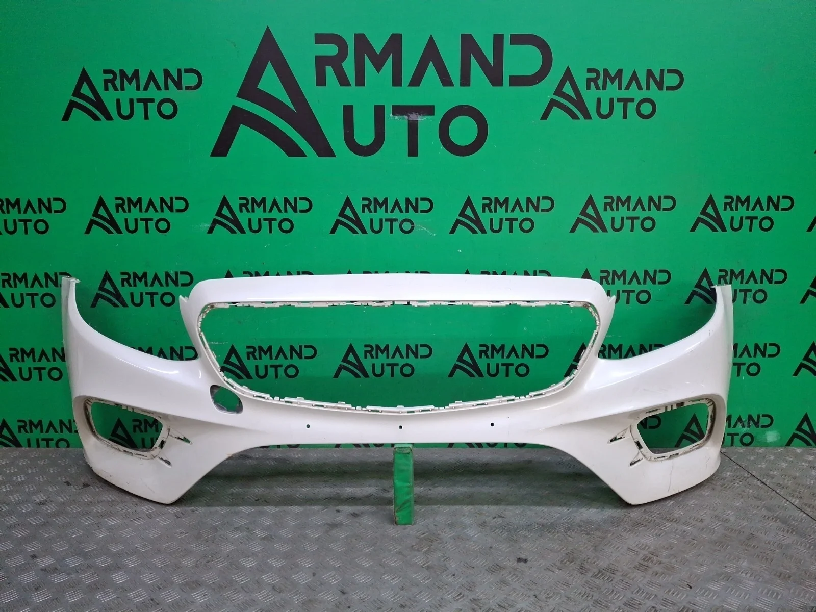 Бампер Mercedes E-Class 2016-2023 A23888570009999 C238, передний