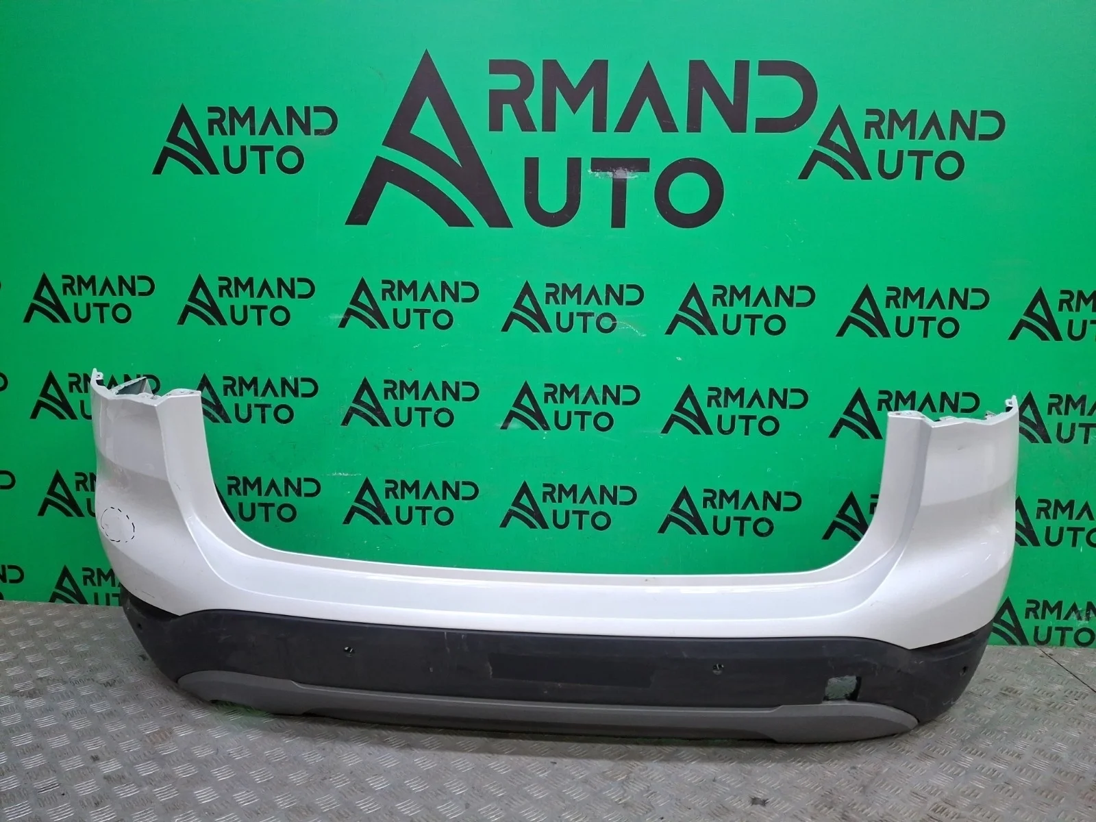 Бампер BMW X1 2015-2019 51127403391 F48, задний