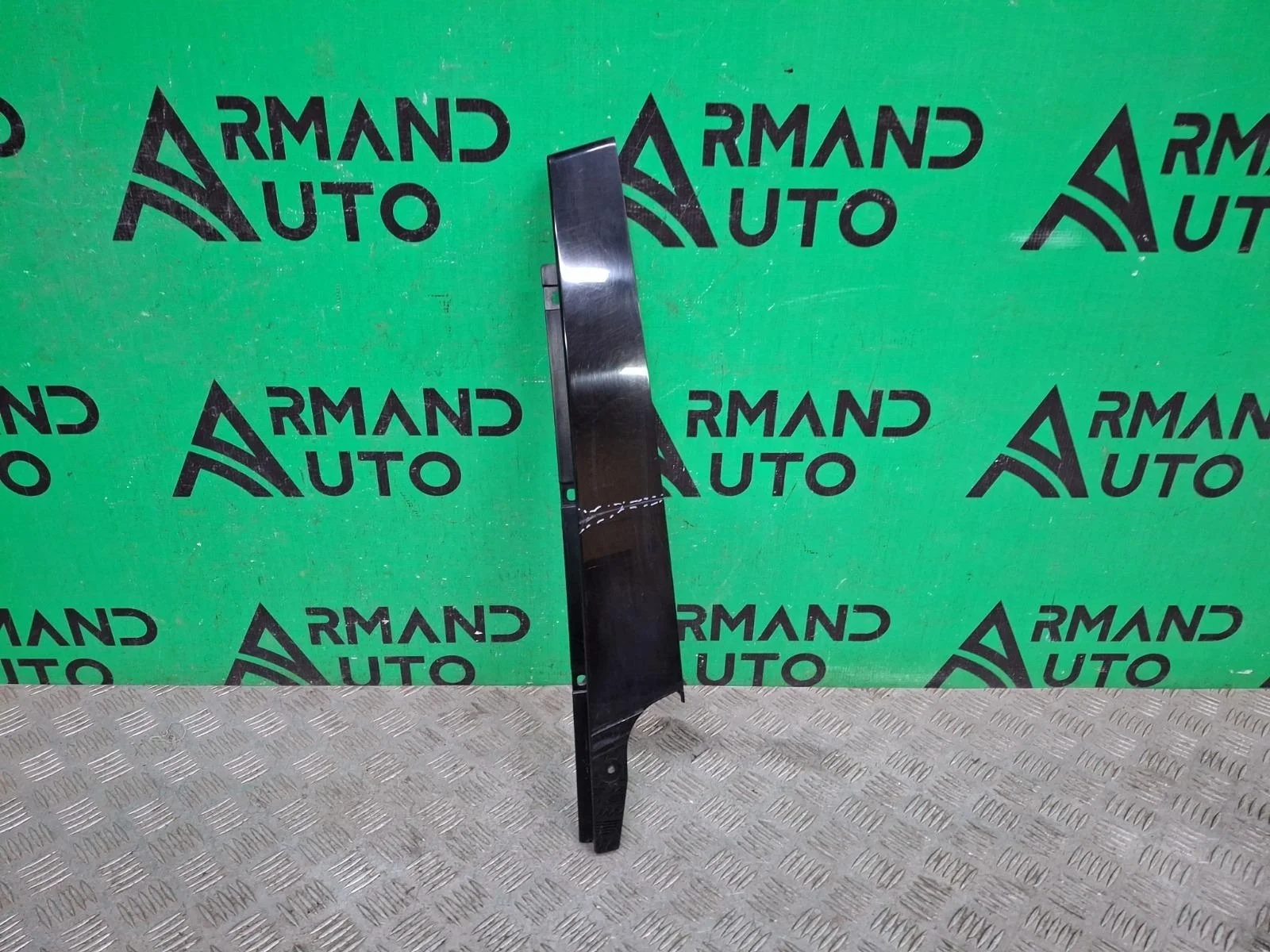 Накладка стойки двери Audi Q5 2008-2017 8R0837901P5FQ 1 8R, передняя левая
