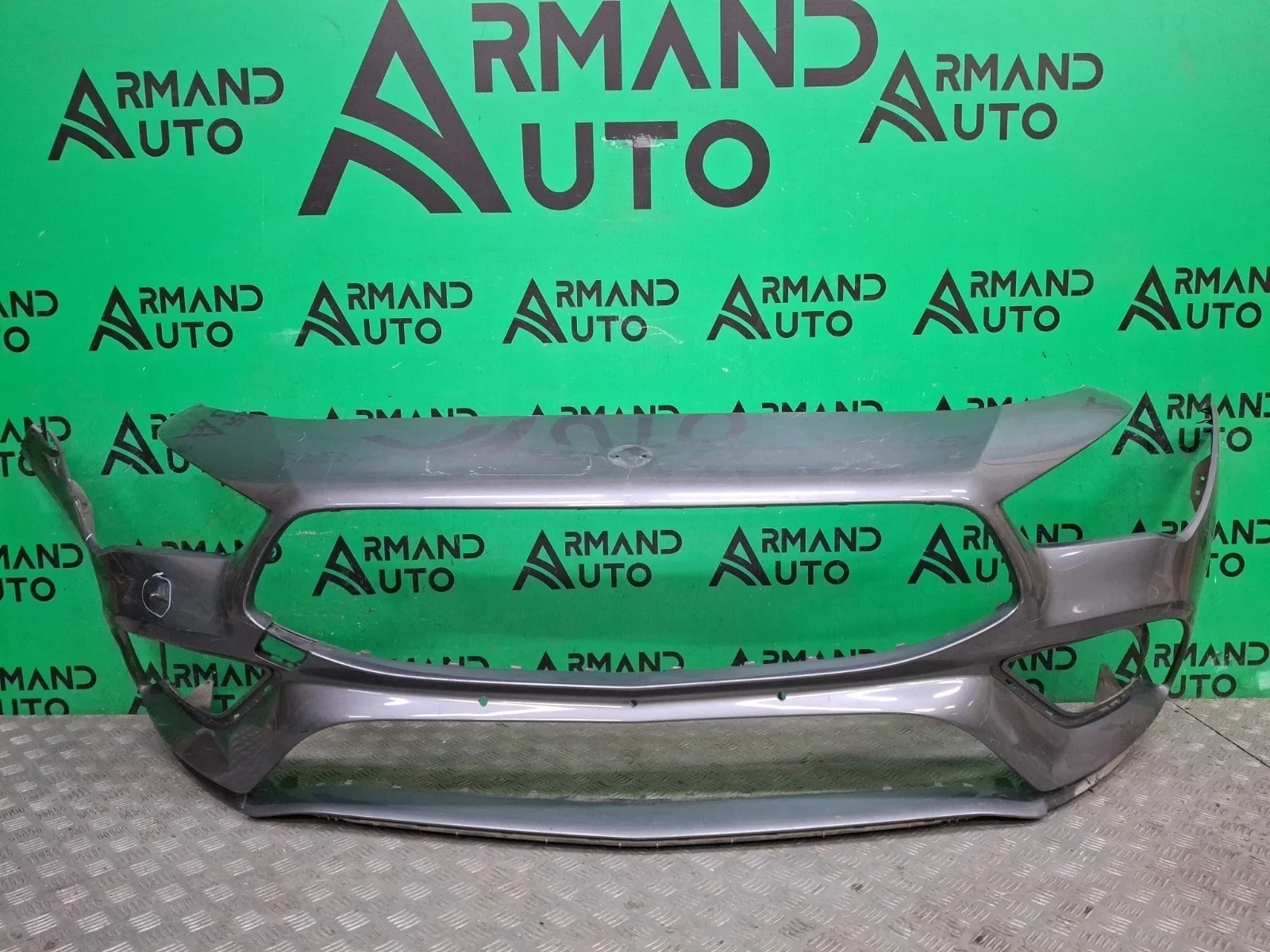 Бампер Mercedes CLA-Class 2019-2025 A11888087009999 C118, передний