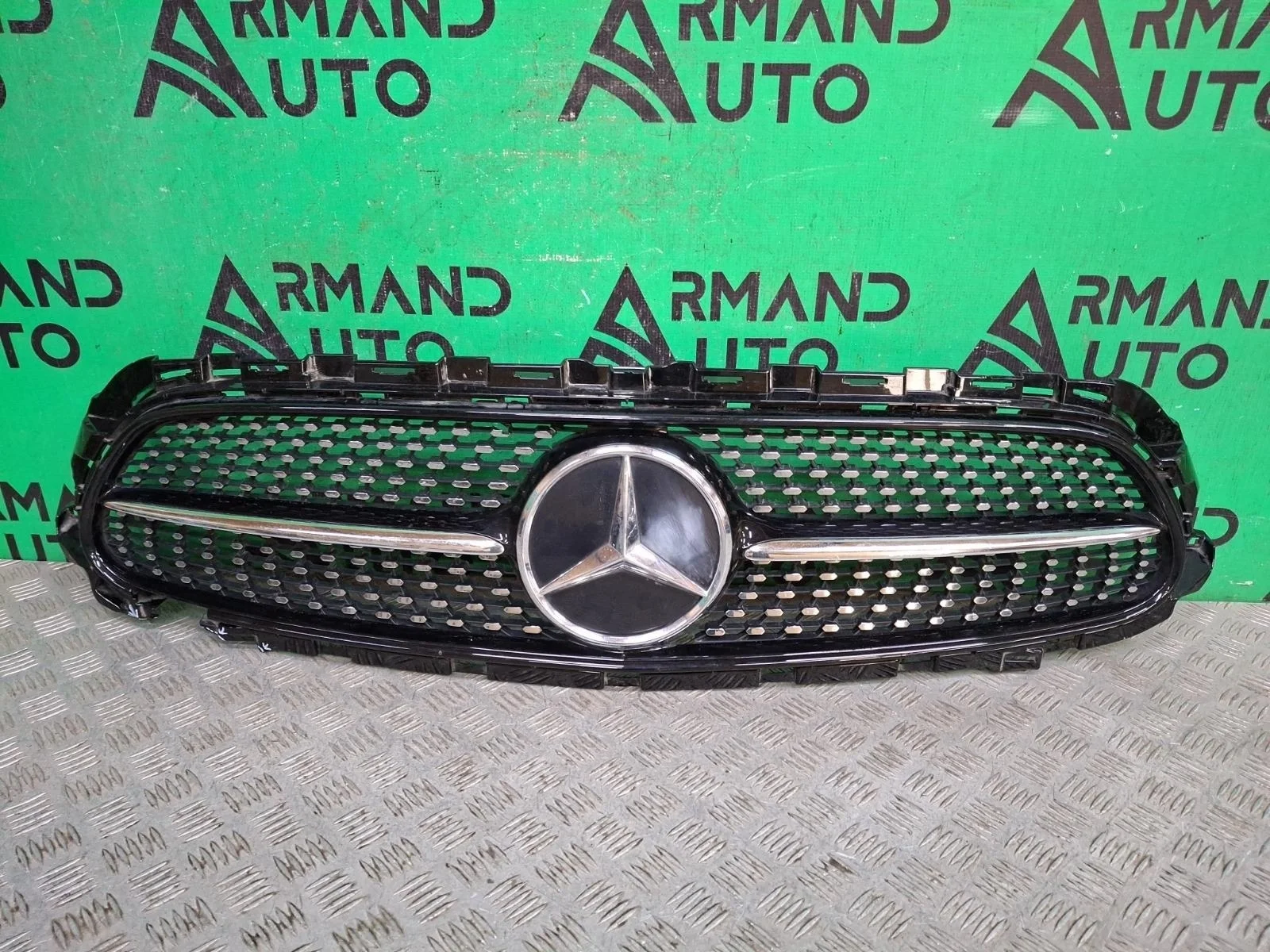Решетка радиатора Mercedes E-Class 2020-2023 A2138886400 W213